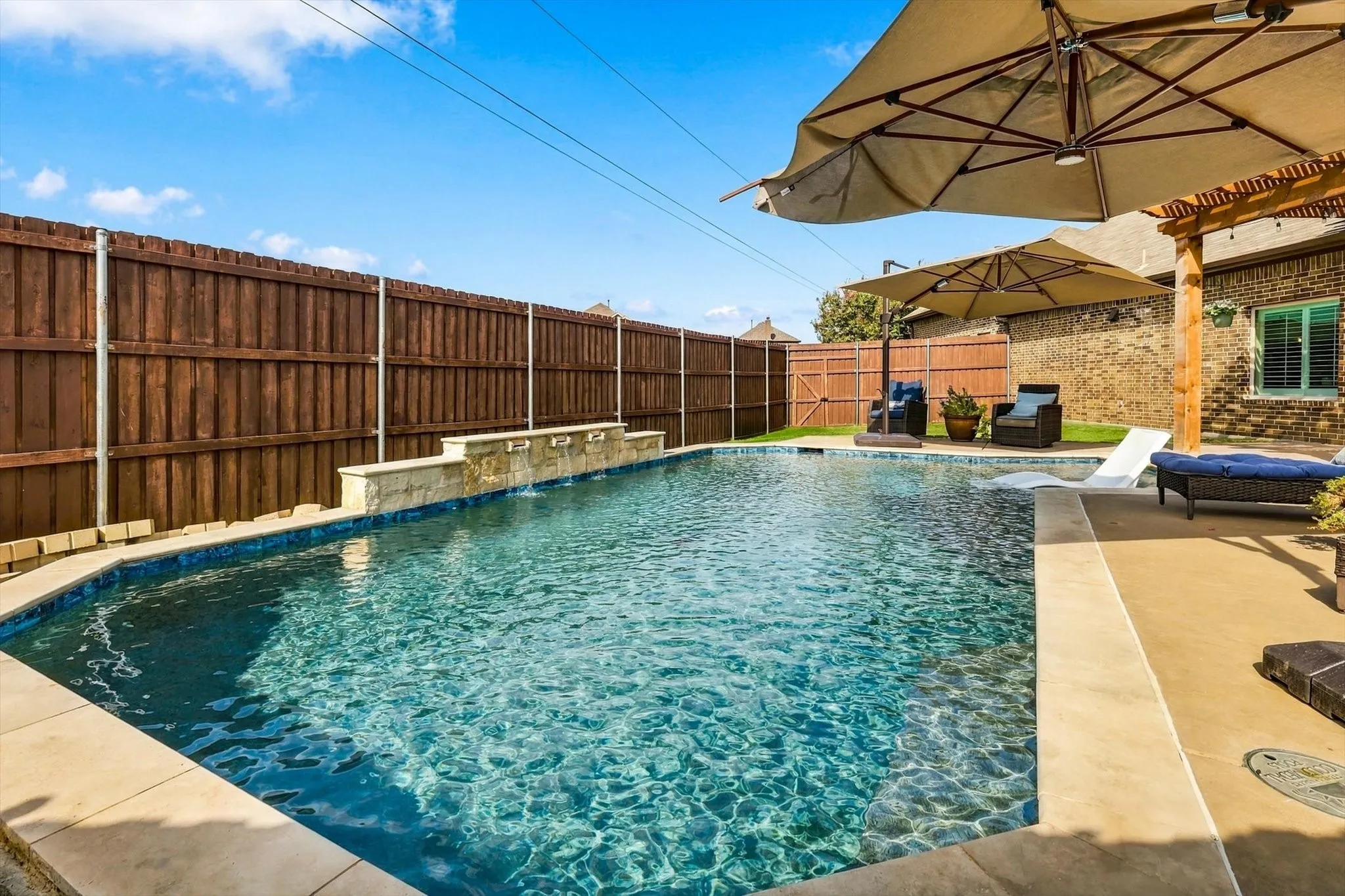 Single Family Residence For Sale in Denton County , 2027 San Marino Lane, Lewisville, Texas 75077, 3 Bedroom, 2 Bathroom, 2 Garage spaces, 2,040 Sqft, built in 2016, mls#21394099, Real Estate Agent in Lewisville, Homes For Sale in Denton county, Homes For Sale in Lewisville, Realtor in Lewisville Texas, Real Estate Brokerage Independent Realty Texas, Luminita Cordes Realtor