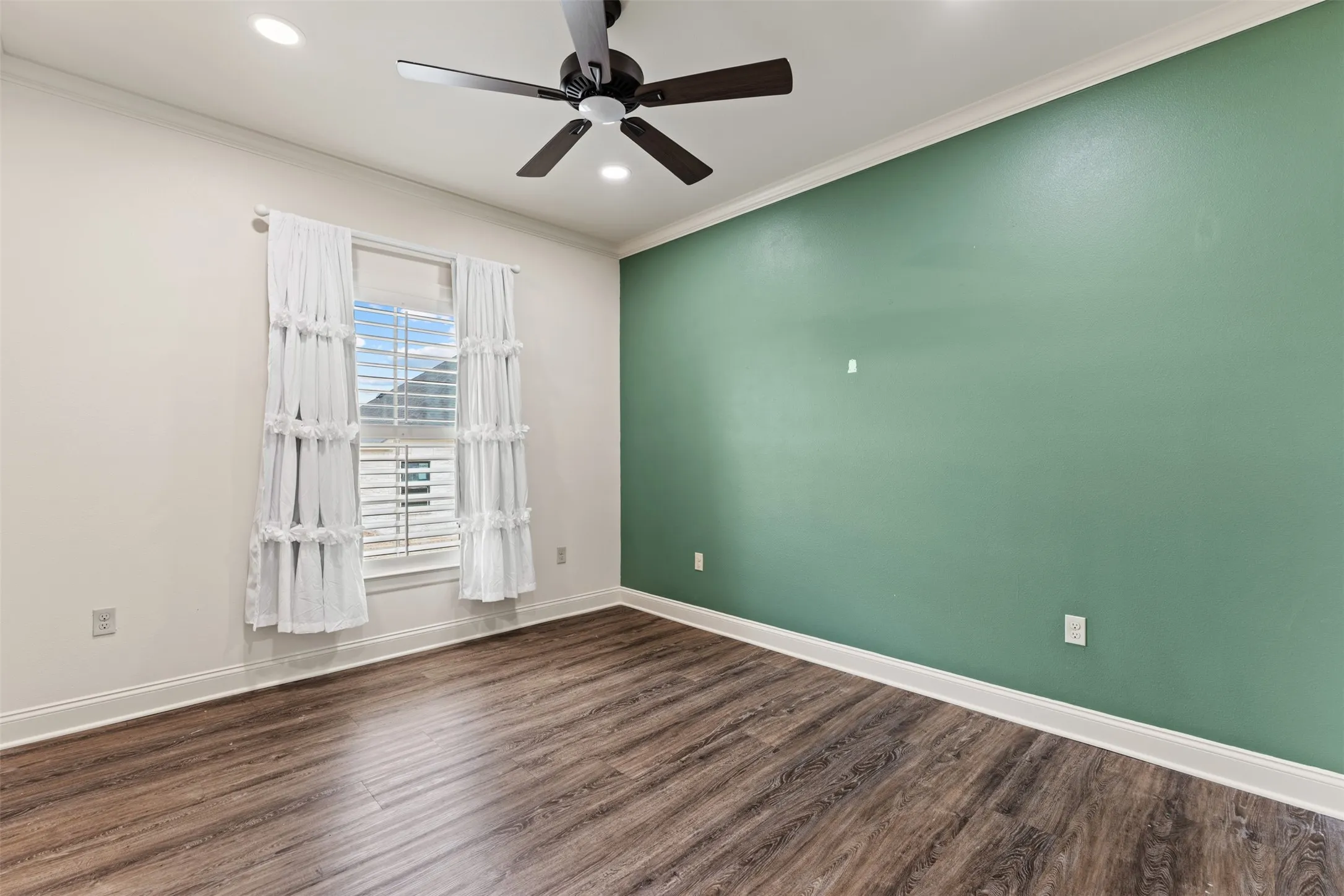 Single Family Residence For Sale in Mc Lennan County , 11003 Denali Drive, Woodway, Texas 76712, 4 Bedroom, 3 Bathroom, 3 Garage spaces, 3,081 Sqft, built in 2023, mls#21400442, Real Estate Agent in Woodway, Homes For Sale in Mc Lennan county, Homes For Sale in Woodway, Realtor in Woodway Texas, Real Estate Brokerage Independent Realty Texas, Luminita Cordes Realtor