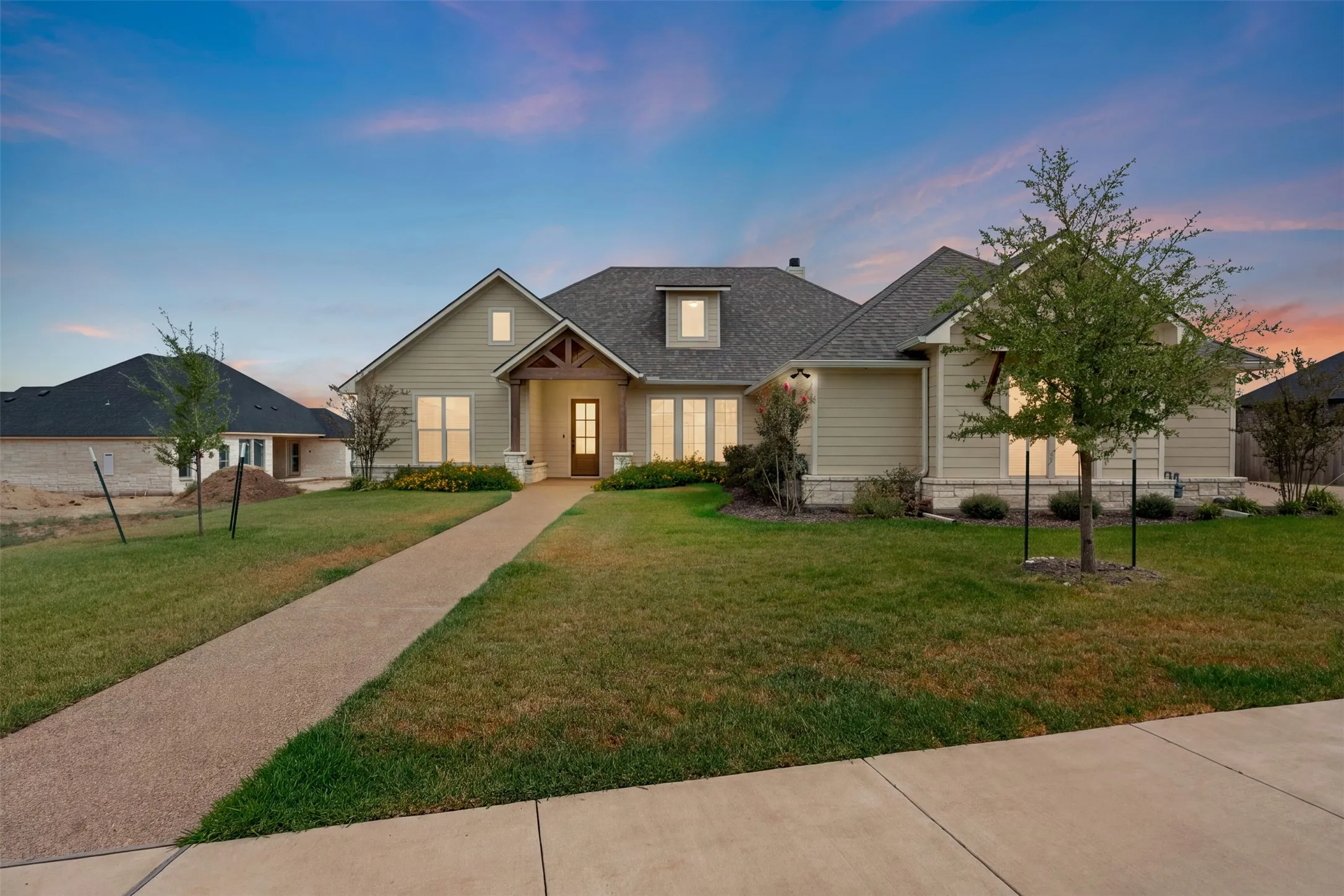 Single Family Residence For Sale in Mc Lennan County , 11003 Denali Drive, Woodway, Texas 76712, 4 Bedroom, 3 Bathroom, 3 Garage spaces, 3,081 Sqft, built in 2023, mls#21400442, Real Estate Agent in Woodway, Homes For Sale in Mc Lennan county, Homes For Sale in Woodway, Realtor in Woodway Texas, Real Estate Brokerage Independent Realty Texas, Luminita Cordes Realtor
