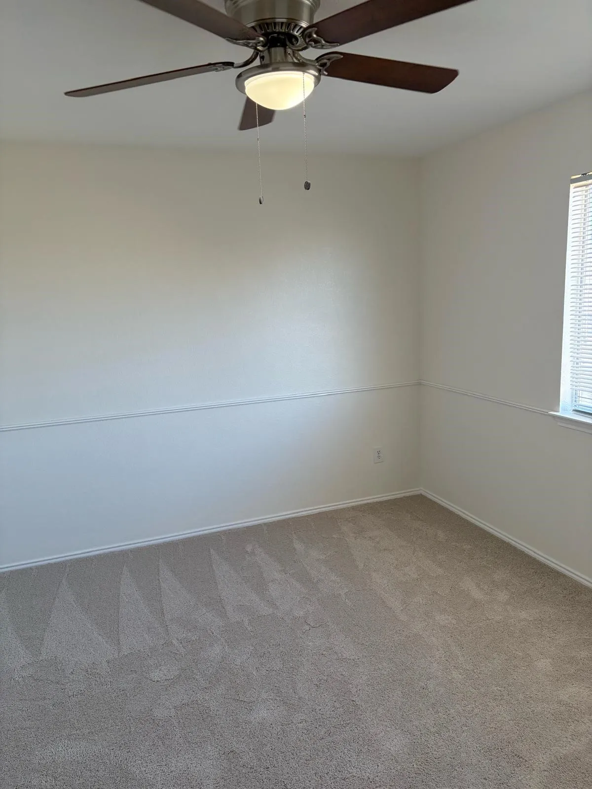 Single Family Residence For Rent in Collin County , 1626 White Oak Road, Anna, Texas 75409, 3 Bedroom, 3 Bathroom, 2 Garage spaces, 2,000 Sqft, built in 2002, mls#21400225, Real Estate Agent in Anna, Homes For Rent in Collin county, Homes For Rent in Anna, Realtor in Anna Texas, Real Estate Brokerage Independent Realty Texas, Luminita Cordes Realtor