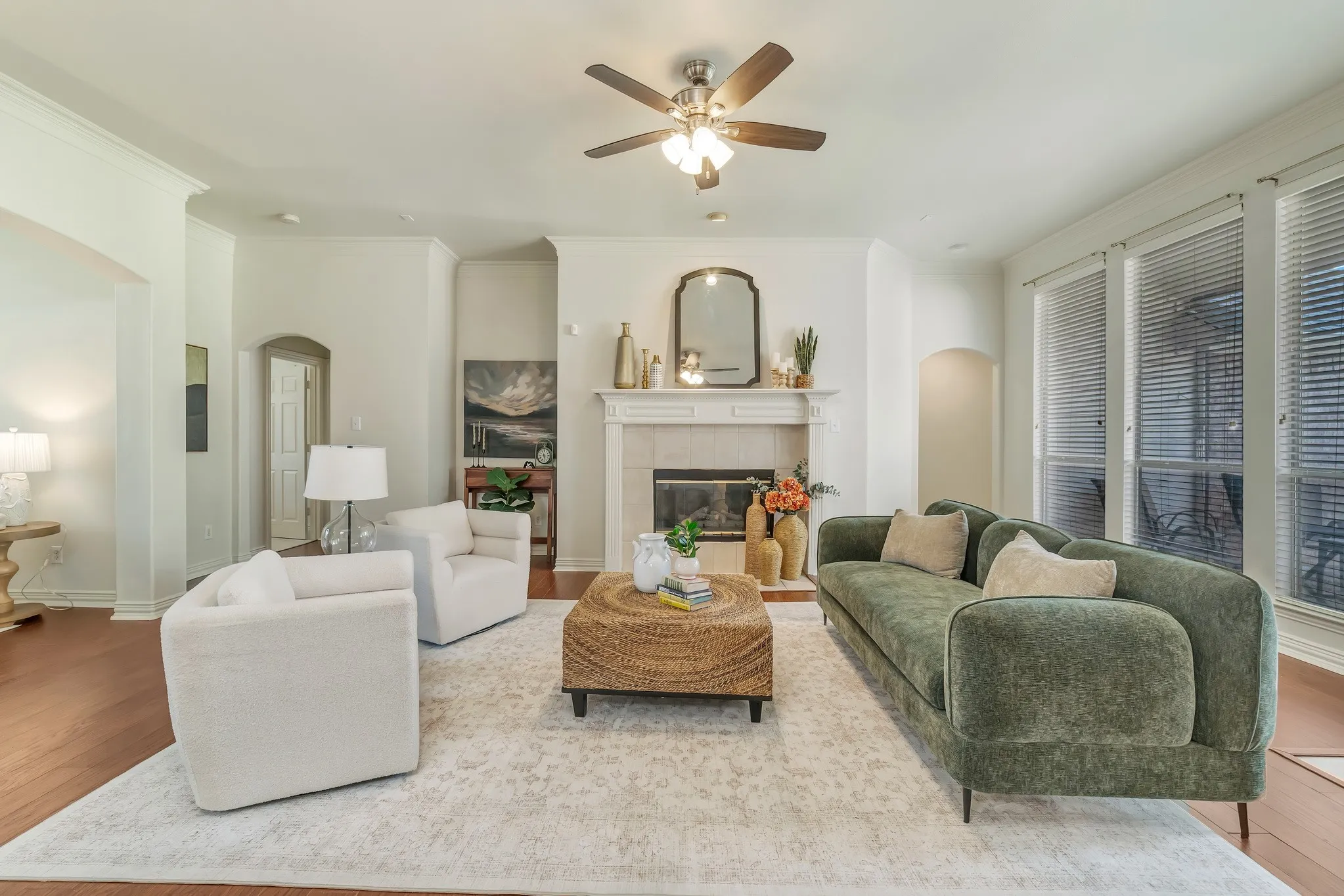 Single Family Residence For Rent in Collin County , 3308 Sedona Lane, Plano, Texas 75025, 4 Bedroom, 3 Bathroom, 2 Garage spaces, 2,396 Sqft, built in 1998, mls#21399947, Real Estate Agent in Plano, Homes For Rent in Collin county, Homes For Rent in Plano, Realtor in Plano Texas, Real Estate Brokerage Independent Realty Texas, Luminita Cordes Realtor