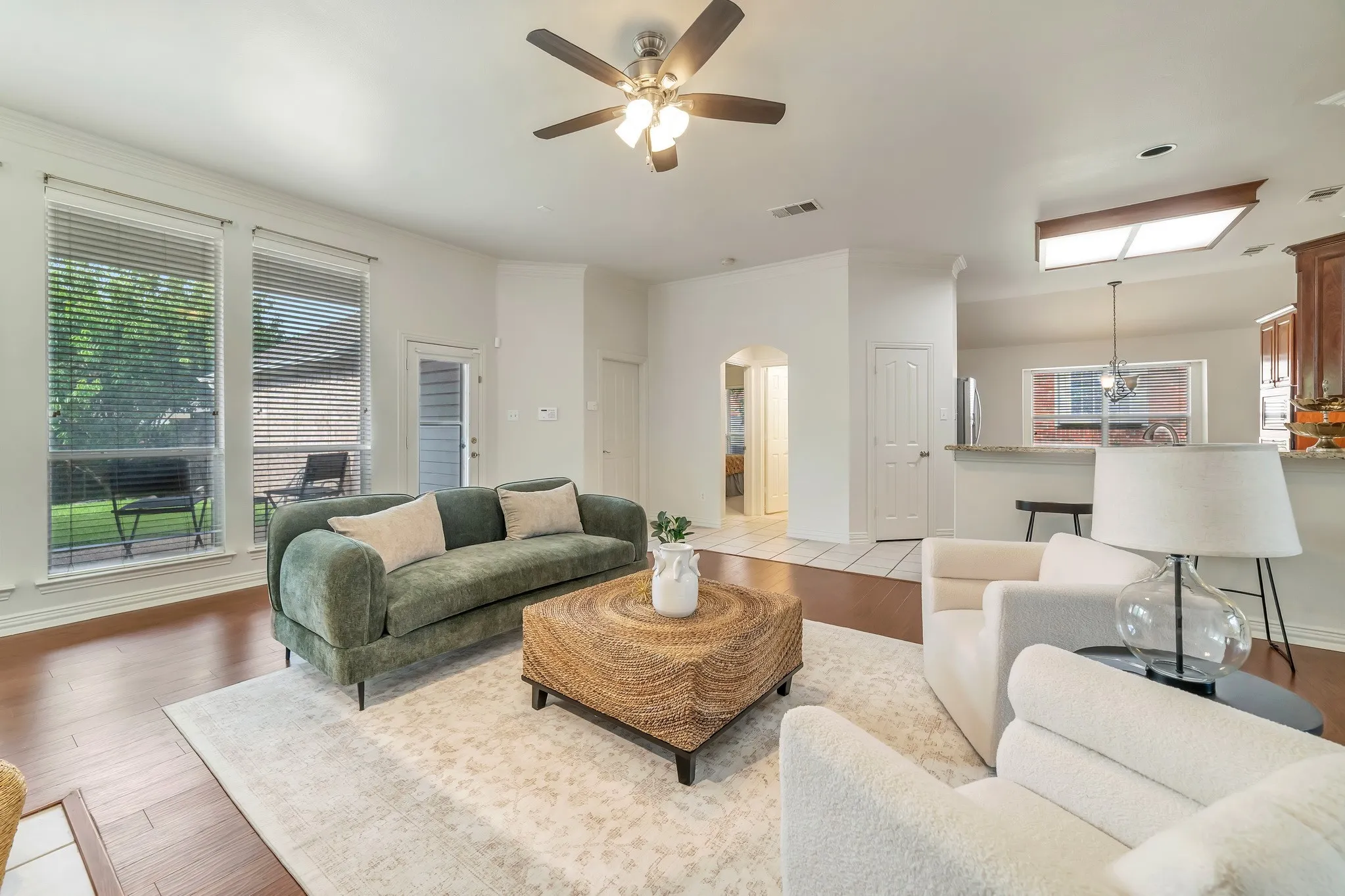 Single Family Residence For Rent in Collin County , 3308 Sedona Lane, Plano, Texas 75025, 4 Bedroom, 3 Bathroom, 2 Garage spaces, 2,396 Sqft, built in 1998, mls#21399947, Real Estate Agent in Plano, Homes For Rent in Collin county, Homes For Rent in Plano, Realtor in Plano Texas, Real Estate Brokerage Independent Realty Texas, Luminita Cordes Realtor