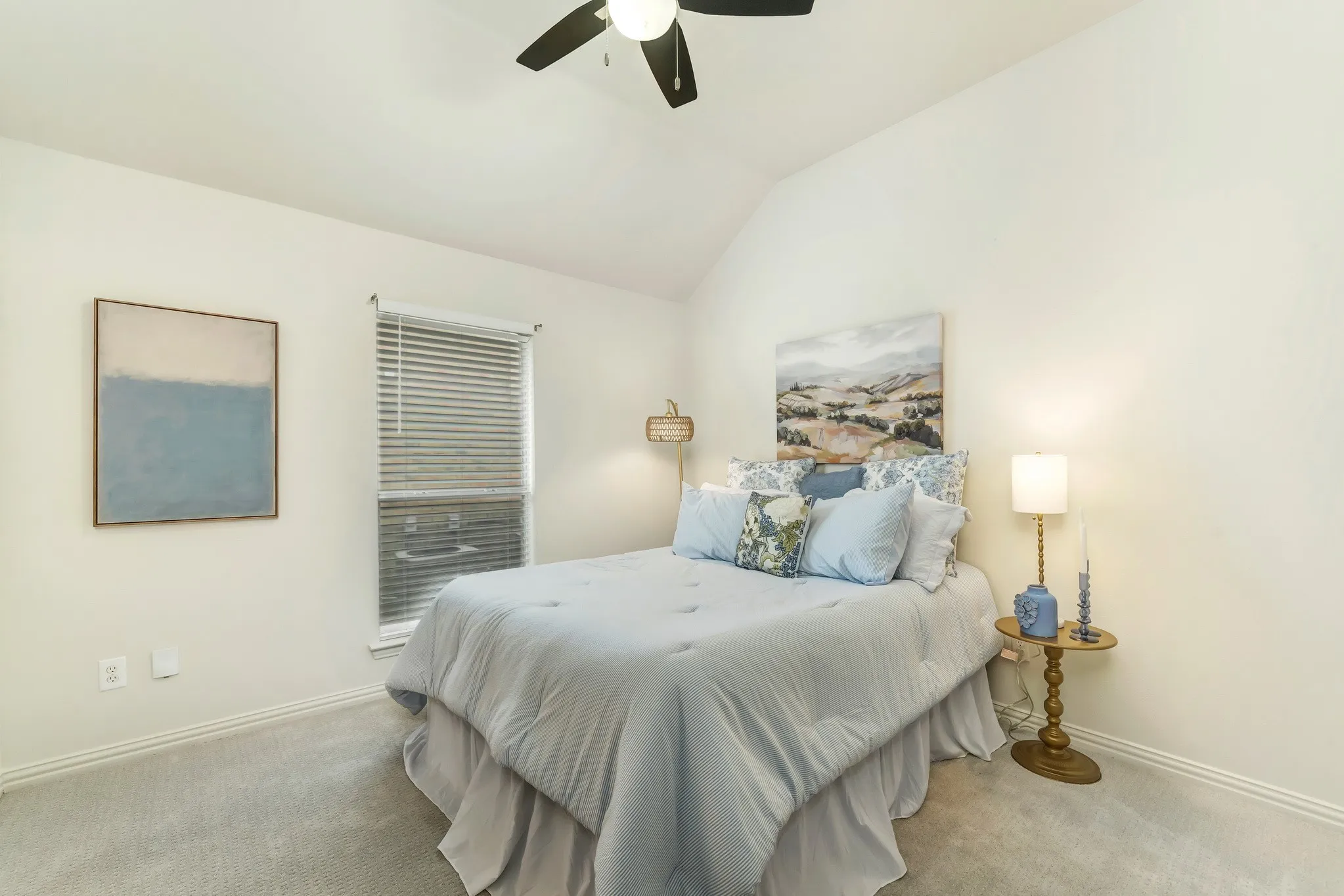 Single Family Residence For Rent in Collin County , 3308 Sedona Lane, Plano, Texas 75025, 4 Bedroom, 3 Bathroom, 2 Garage spaces, 2,396 Sqft, built in 1998, mls#21399947, Real Estate Agent in Plano, Homes For Rent in Collin county, Homes For Rent in Plano, Realtor in Plano Texas, Real Estate Brokerage Independent Realty Texas, Luminita Cordes Realtor