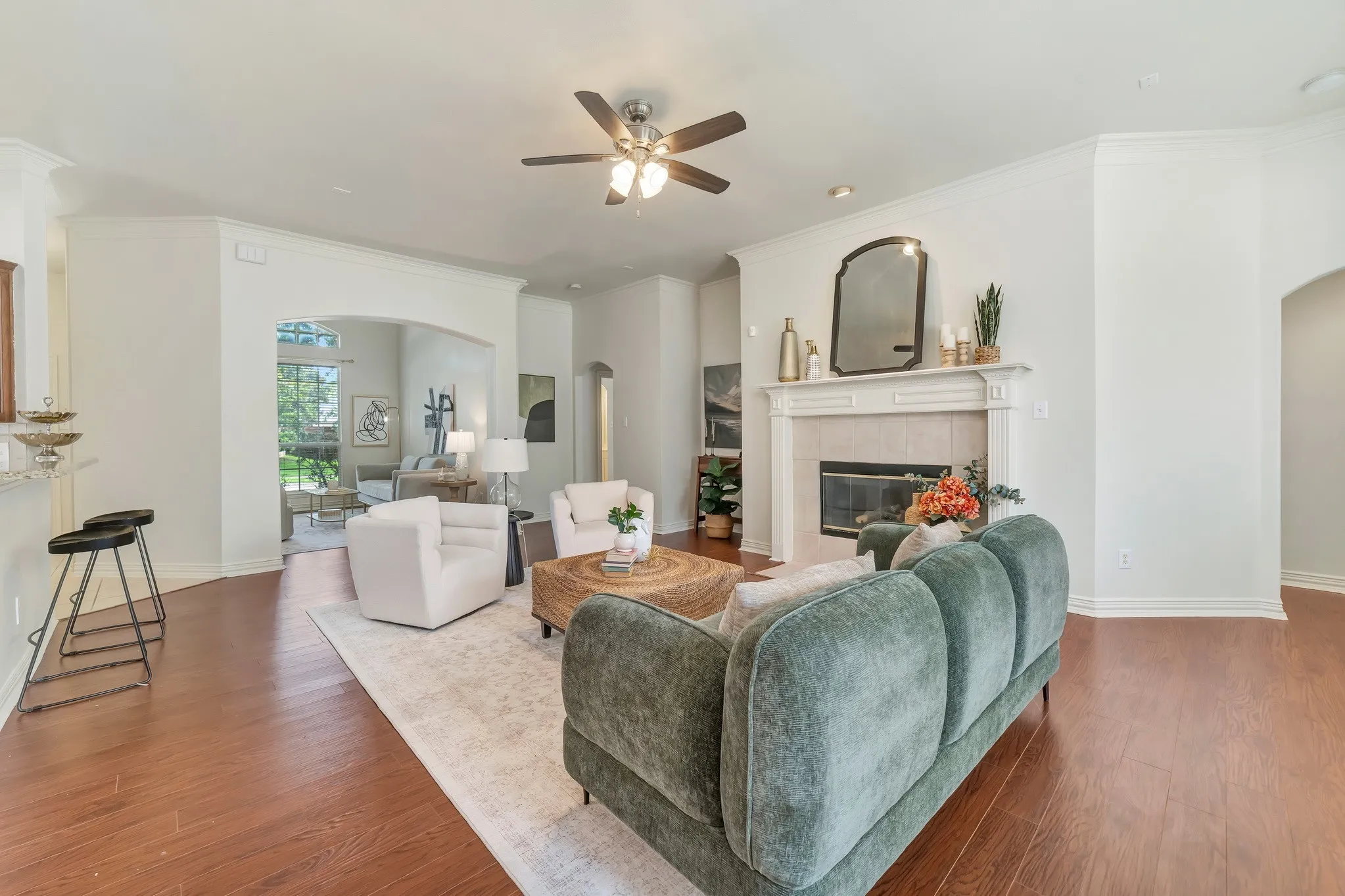 Single Family Residence For Rent in Collin County , 3308 Sedona Lane, Plano, Texas 75025, 4 Bedroom, 3 Bathroom, 2 Garage spaces, 2,396 Sqft, built in 1998, mls#21399947, Real Estate Agent in Plano, Homes For Rent in Collin county, Homes For Rent in Plano, Realtor in Plano Texas, Real Estate Brokerage Independent Realty Texas, Luminita Cordes Realtor