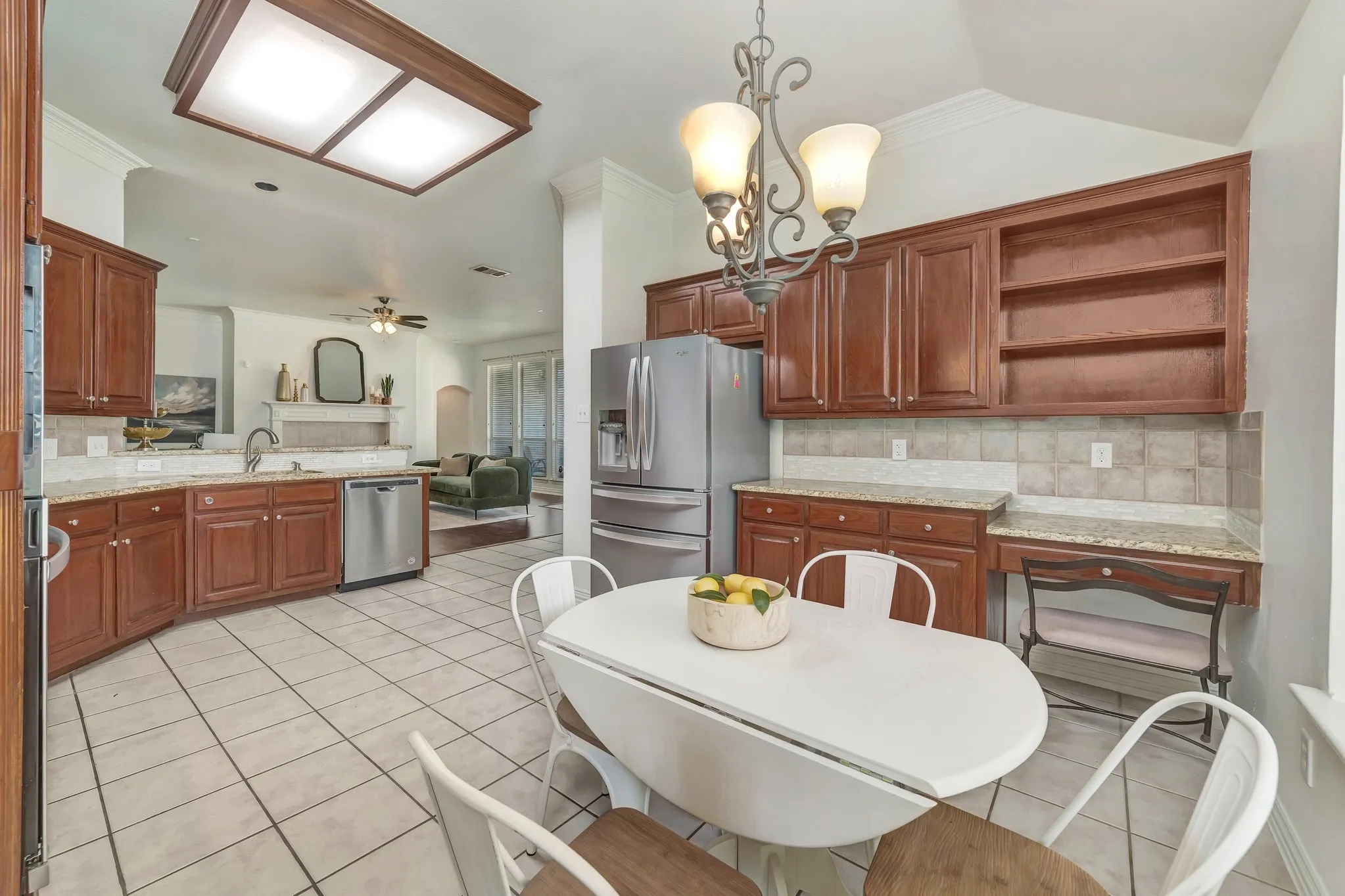 Single Family Residence For Rent in Collin County , 3308 Sedona Lane, Plano, Texas 75025, 4 Bedroom, 3 Bathroom, 2 Garage spaces, 2,396 Sqft, built in 1998, mls#21399947, Real Estate Agent in Plano, Homes For Rent in Collin county, Homes For Rent in Plano, Realtor in Plano Texas, Real Estate Brokerage Independent Realty Texas, Luminita Cordes Realtor