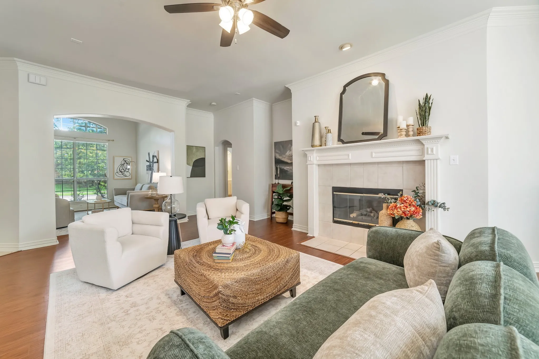 Single Family Residence For Rent in Collin County , 3308 Sedona Lane, Plano, Texas 75025, 4 Bedroom, 3 Bathroom, 2 Garage spaces, 2,396 Sqft, built in 1998, mls#21399947, Real Estate Agent in Plano, Homes For Rent in Collin county, Homes For Rent in Plano, Realtor in Plano Texas, Real Estate Brokerage Independent Realty Texas, Luminita Cordes Realtor