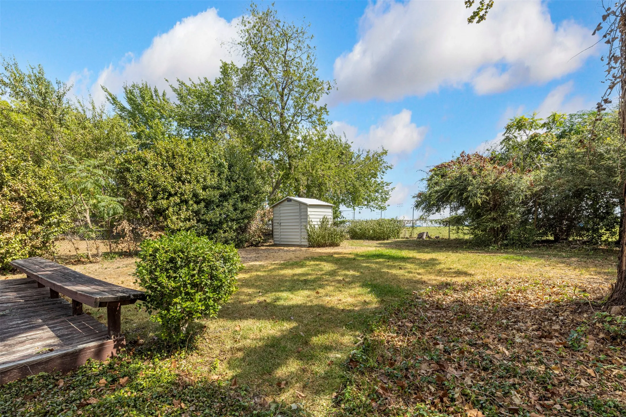Single Family Residence For Rent in Dallas County , 13304 Nestle Drive, Farmers Branch, Texas 75234, 2 Bedroom, 1 Bathroom, 1 Garage spaces, 1,002 Sqft, built in 1955, mls#21400526, Real Estate Agent in Farmers Branch, Homes For Rent in Dallas county, Homes For Rent in Farmers Branch, Realtor in Farmers Branch Texas, Real Estate Brokerage Independent Realty Texas, Luminita Cordes Realtor