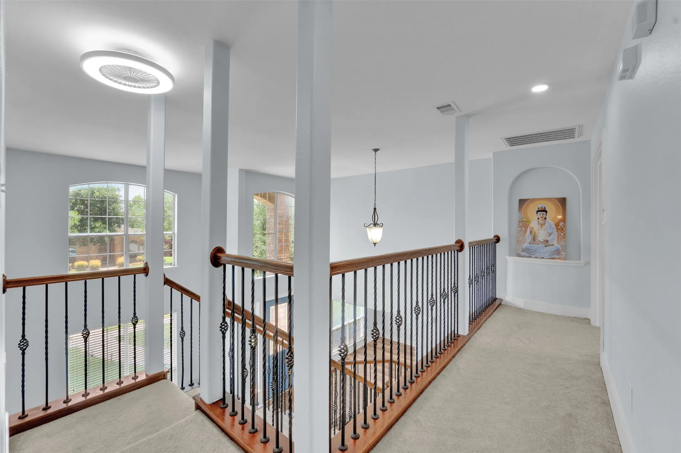 Single Family Residence For Sale in Collin County , 615 Lone Ridge Way, Murphy, Texas 75094, 5 Bedroom, 3 Bathroom, 3 Garage spaces, 3,244 Sqft, built in 2007, mls#21400788, Real Estate Agent in Murphy, Homes For Sale in Collin county, Homes For Sale in Murphy, Realtor in Murphy Texas, Real Estate Brokerage Independent Realty Texas, Luminita Cordes Realtor