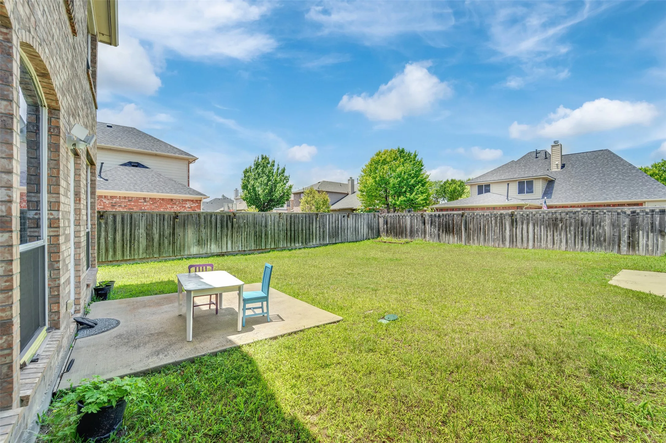 Single Family Residence For Sale in Collin County , 615 Lone Ridge Way, Murphy, Texas 75094, 5 Bedroom, 3 Bathroom, 3 Garage spaces, 3,244 Sqft, built in 2007, mls#21400788, Real Estate Agent in Murphy, Homes For Sale in Collin county, Homes For Sale in Murphy, Realtor in Murphy Texas, Real Estate Brokerage Independent Realty Texas, Luminita Cordes Realtor