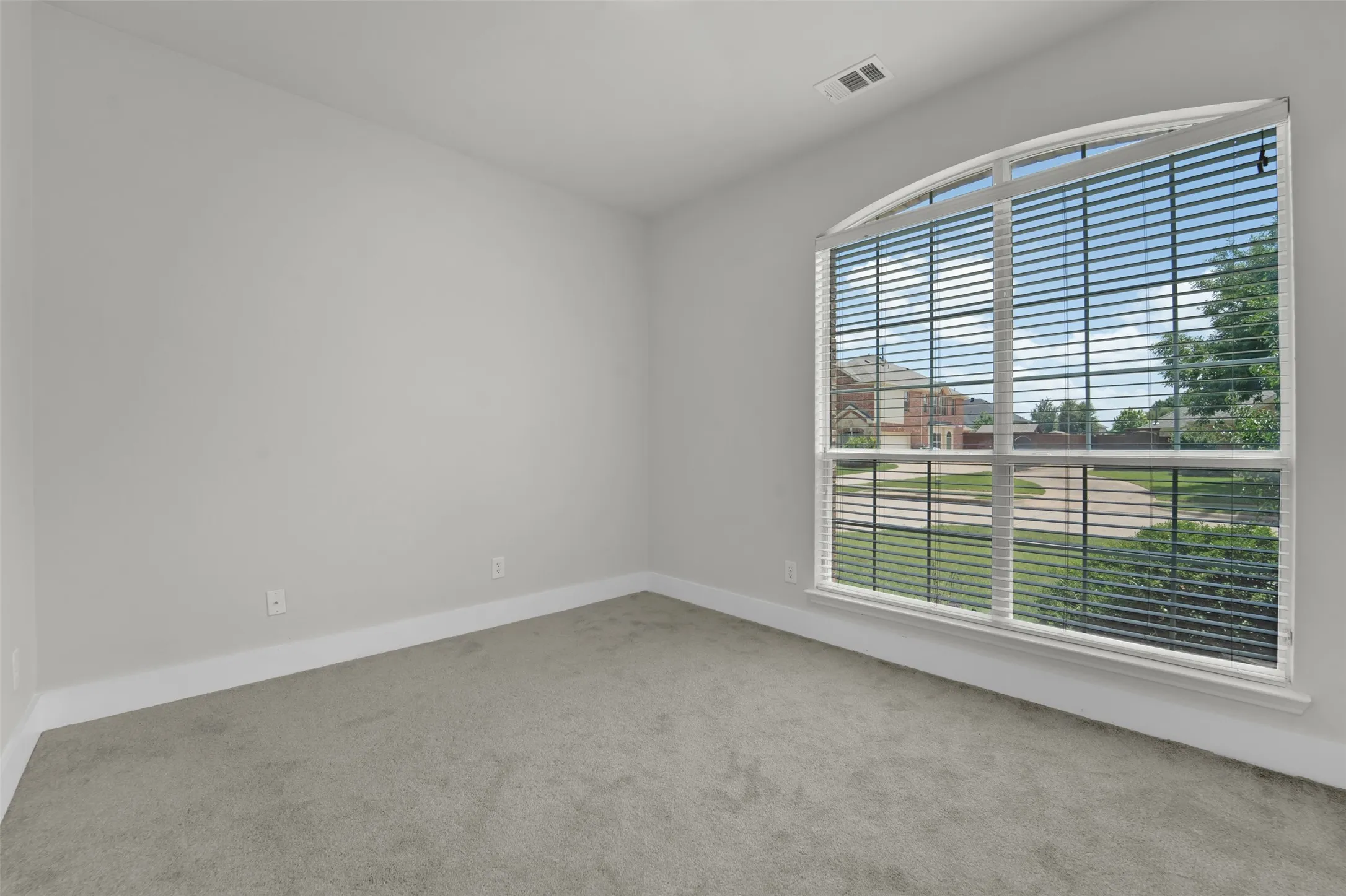Bedroom on the 1st level