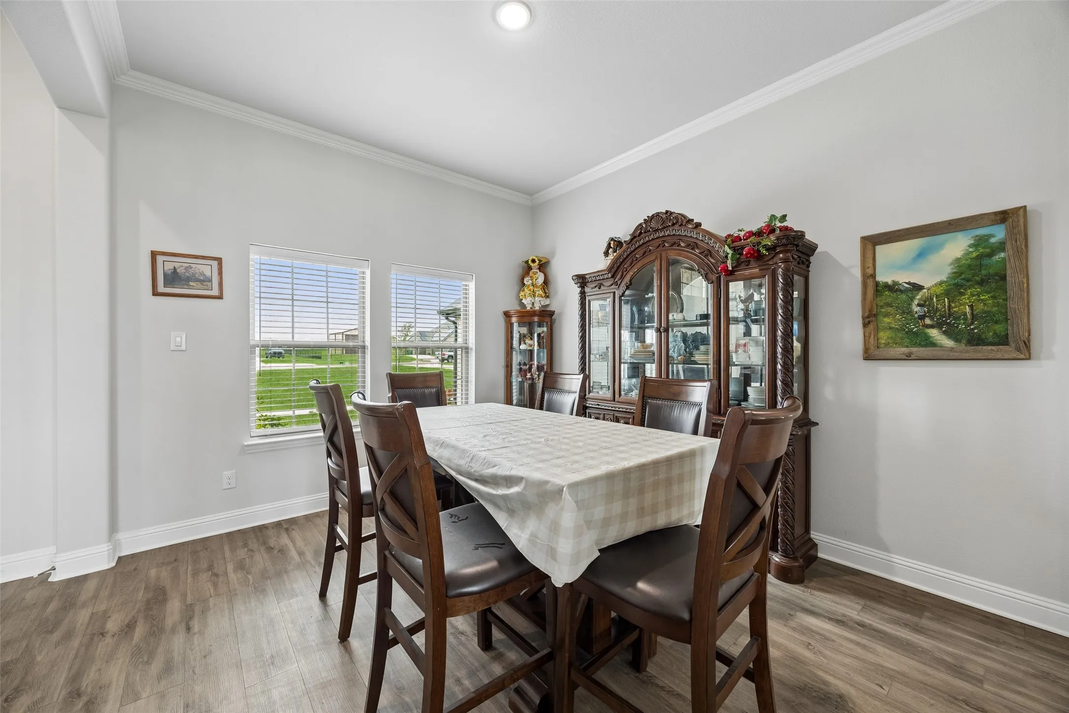Single Family Residence For Sale in Kaufman County , 6608 Woodley Court, Mesquite, Texas 75126, 5 Bedroom, 4 Bathroom, 3 Garage spaces, 3,454 Sqft, built in 2024, mls#21394299, Real Estate Agent in Mesquite, Homes For Sale in Kaufman county, Homes For Sale in Mesquite, Realtor in Mesquite Texas, Real Estate Brokerage Independent Realty Texas, Luminita Cordes Realtor