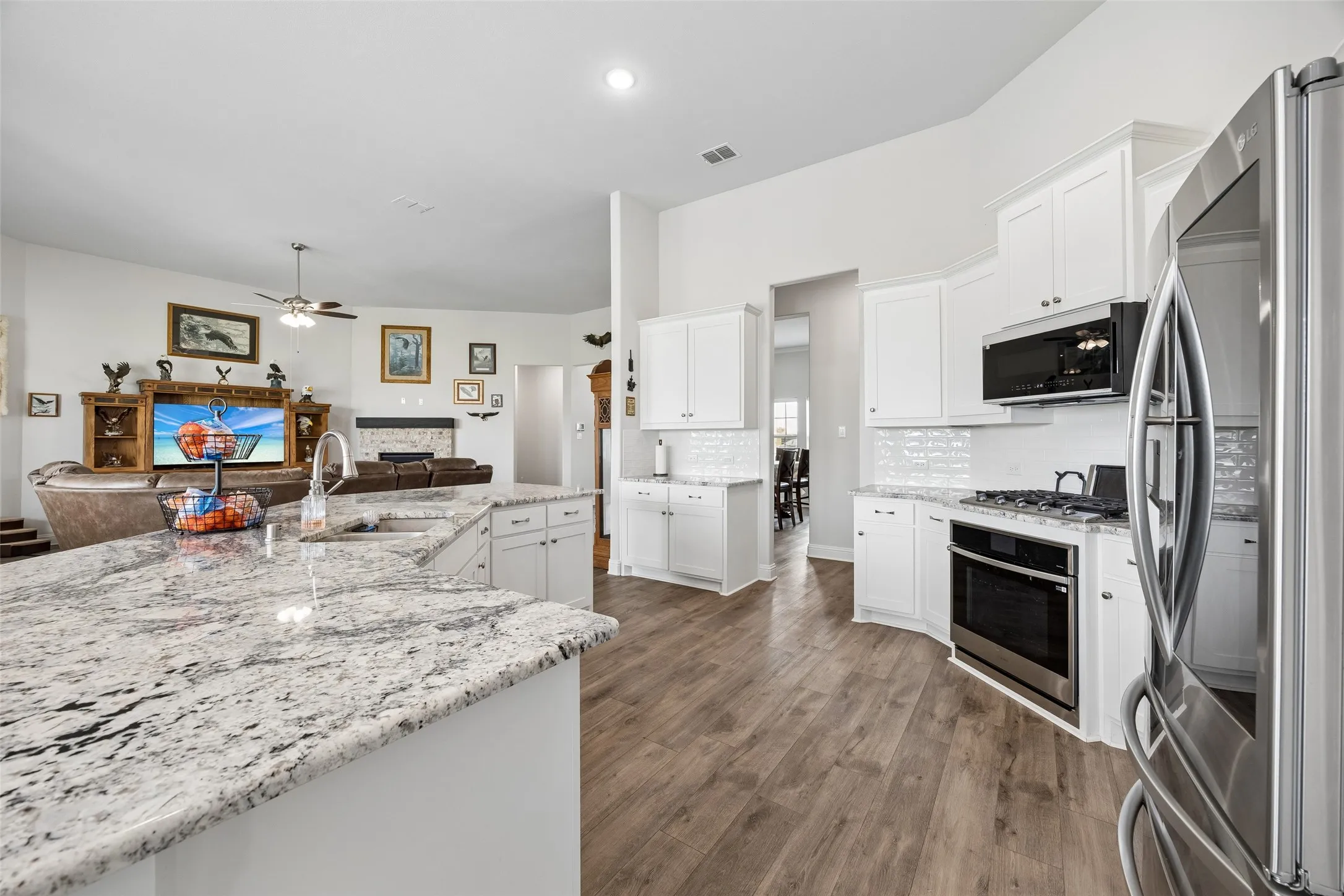 Single Family Residence For Sale in Kaufman County , 6608 Woodley Court, Mesquite, Texas 75126, 5 Bedroom, 4 Bathroom, 3 Garage spaces, 3,454 Sqft, built in 2024, mls#21394299, Real Estate Agent in Mesquite, Homes For Sale in Kaufman county, Homes For Sale in Mesquite, Realtor in Mesquite Texas, Real Estate Brokerage Independent Realty Texas, Luminita Cordes Realtor