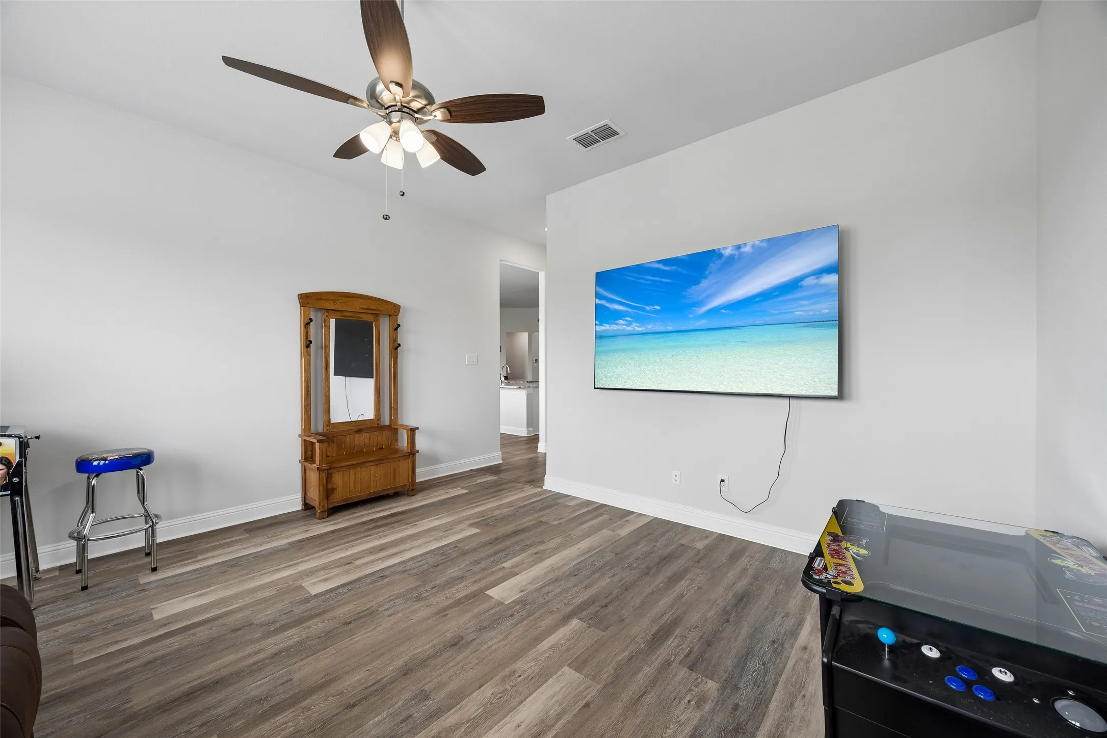 Single Family Residence For Sale in Kaufman County , 6608 Woodley Court, Mesquite, Texas 75126, 5 Bedroom, 4 Bathroom, 3 Garage spaces, 3,454 Sqft, built in 2024, mls#21394299, Real Estate Agent in Mesquite, Homes For Sale in Kaufman county, Homes For Sale in Mesquite, Realtor in Mesquite Texas, Real Estate Brokerage Independent Realty Texas, Luminita Cordes Realtor