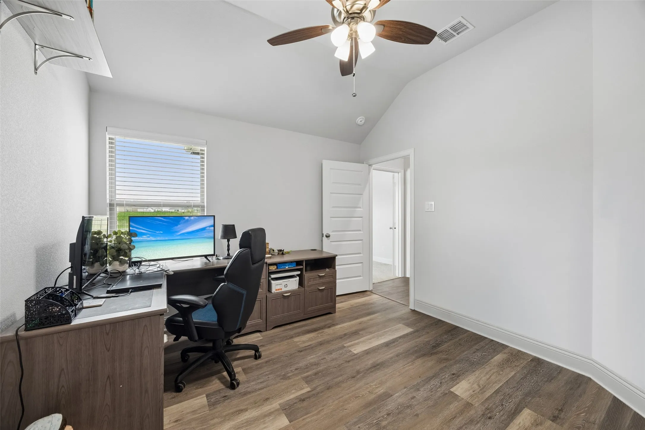 Single Family Residence For Sale in Kaufman County , 6608 Woodley Court, Mesquite, Texas 75126, 5 Bedroom, 4 Bathroom, 3 Garage spaces, 3,454 Sqft, built in 2024, mls#21394299, Real Estate Agent in Mesquite, Homes For Sale in Kaufman county, Homes For Sale in Mesquite, Realtor in Mesquite Texas, Real Estate Brokerage Independent Realty Texas, Luminita Cordes Realtor