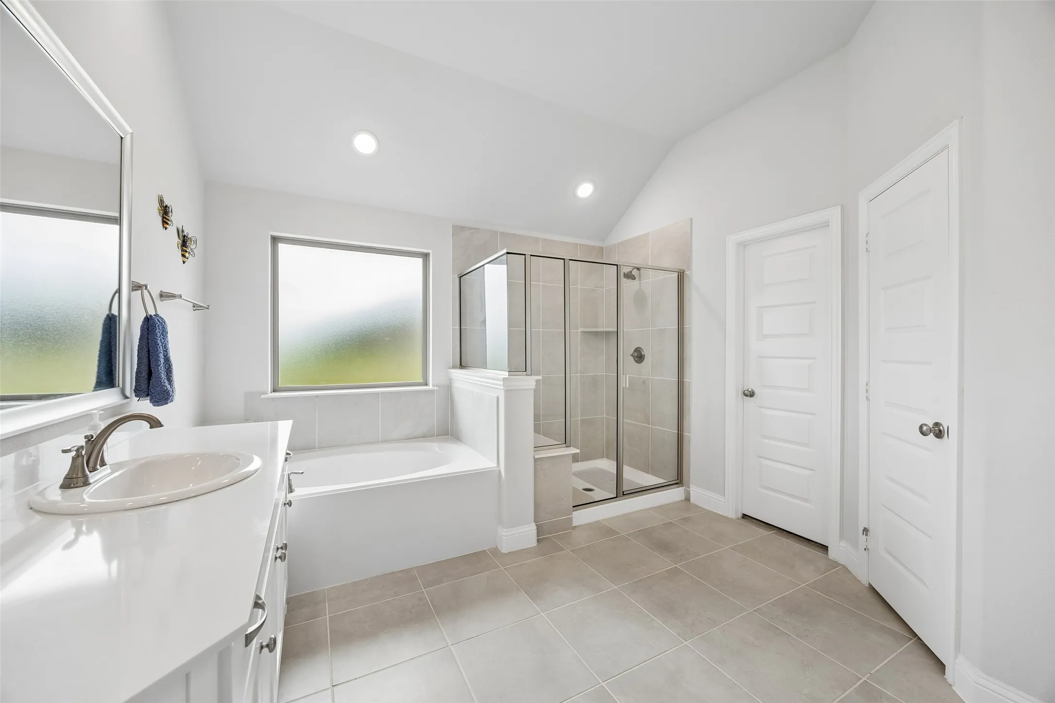Single Family Residence For Sale in Kaufman County , 6608 Woodley Court, Mesquite, Texas 75126, 5 Bedroom, 4 Bathroom, 3 Garage spaces, 3,454 Sqft, built in 2024, mls#21394299, Real Estate Agent in Mesquite, Homes For Sale in Kaufman county, Homes For Sale in Mesquite, Realtor in Mesquite Texas, Real Estate Brokerage Independent Realty Texas, Luminita Cordes Realtor