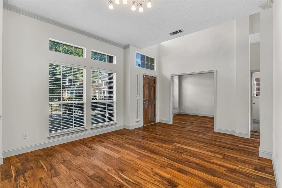 Single Family Residence For Sale in Dallas County , 707 Cheshire Drive, Coppell, Texas 75019, 4 Bedroom, 3 Bathroom, 2 Garage spaces, 2,402 Sqft, built in 1994, mls#21400784, Real Estate Agent in Coppell, Homes For Sale in Dallas county, Homes For Sale in Coppell, Realtor in Coppell Texas, Real Estate Brokerage Independent Realty Texas, Luminita Cordes Realtor