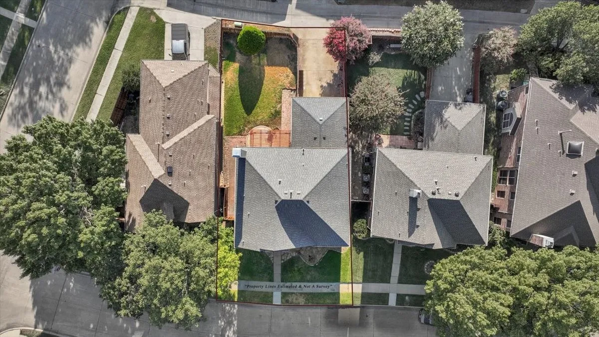 Single Family Residence For Sale in Dallas County , 707 Cheshire Drive, Coppell, Texas 75019, 4 Bedroom, 3 Bathroom, 2 Garage spaces, 2,402 Sqft, built in 1994, mls#21400784, Real Estate Agent in Coppell, Homes For Sale in Dallas county, Homes For Sale in Coppell, Realtor in Coppell Texas, Real Estate Brokerage Independent Realty Texas, Luminita Cordes Realtor