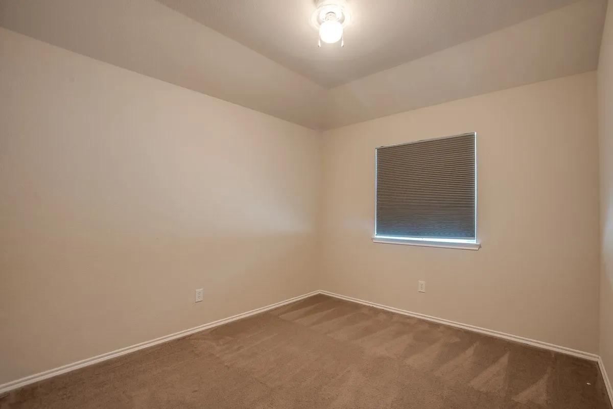 Single Family Residence For Sale in Denton County , 8812 Trailblazer Drive, Cross Roads, Texas 76227, 4 Bedroom, 2 Bathroom, 2 Garage spaces, 1,816 Sqft, built in 2007, mls#21399560, Real Estate Agent in Cross Roads, Homes For Sale in Denton county, Homes For Sale in Cross Roads, Realtor in Cross Roads Texas, Real Estate Brokerage Independent Realty Texas, Luminita Cordes Realtor
