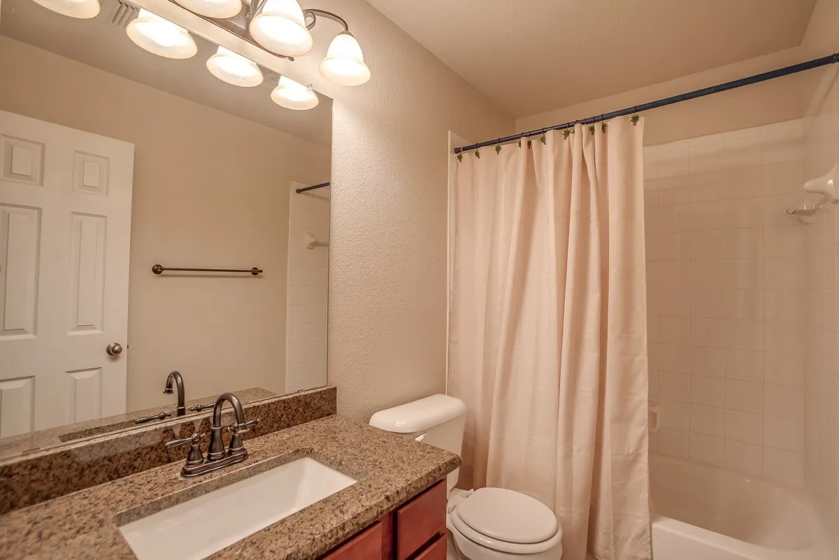Single Family Residence For Sale in Denton County , 8812 Trailblazer Drive, Cross Roads, Texas 76227, 4 Bedroom, 2 Bathroom, 2 Garage spaces, 1,816 Sqft, built in 2007, mls#21399560, Real Estate Agent in Cross Roads, Homes For Sale in Denton county, Homes For Sale in Cross Roads, Realtor in Cross Roads Texas, Real Estate Brokerage Independent Realty Texas, Luminita Cordes Realtor