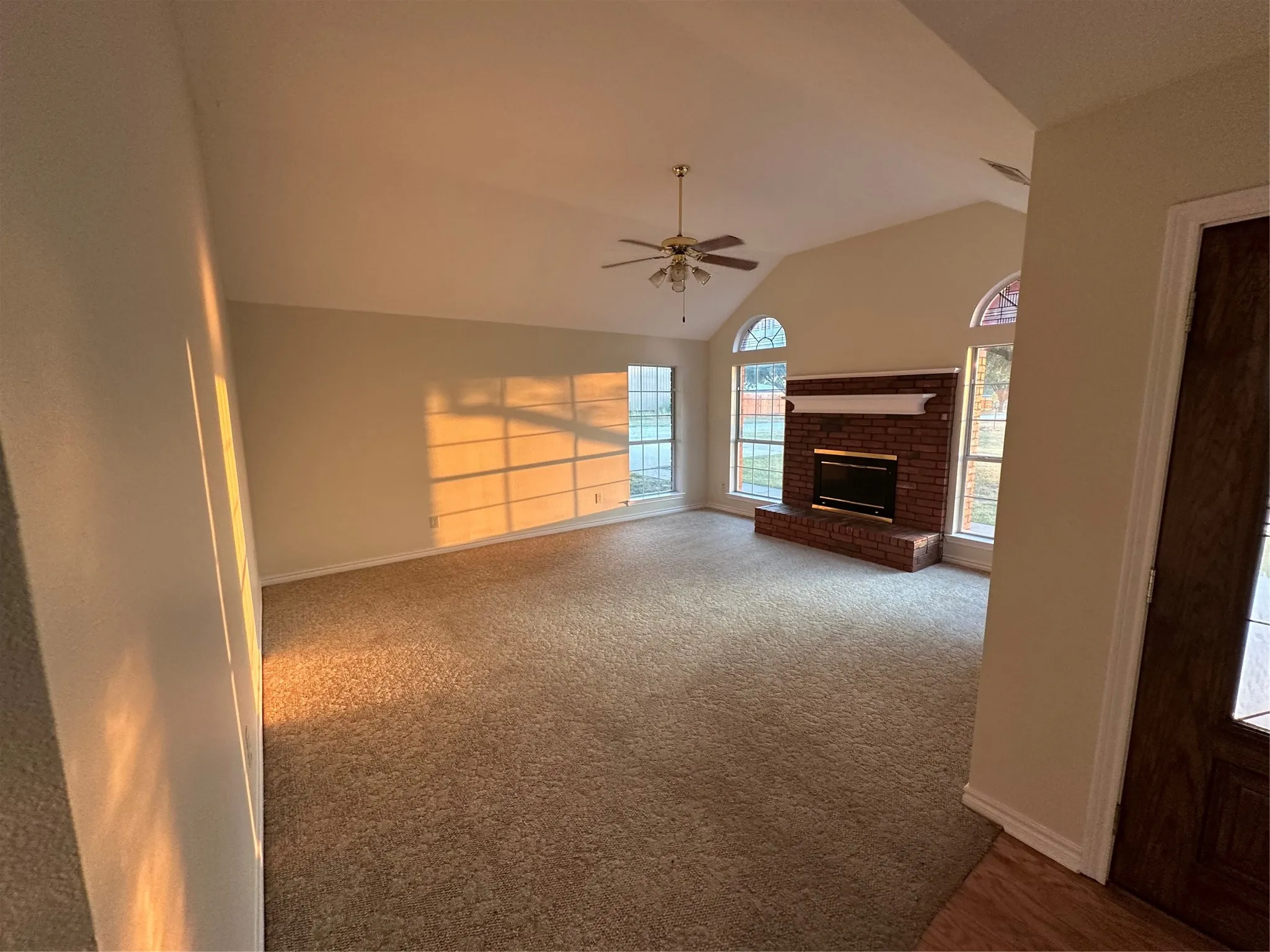 Ranch For Sale in Denton County , 1177 PLOVER, Ponder, Texas 76259, 0, 0, Garage spaces, 0 Sqft, built in 1997, mls#21400794, Real Estate Agent in Ponder, Homes For Sale in Denton county, Homes For Sale in Ponder, Realtor in Ponder Texas, Real Estate Brokerage Independent Realty Texas, Luminita Cordes Realtor