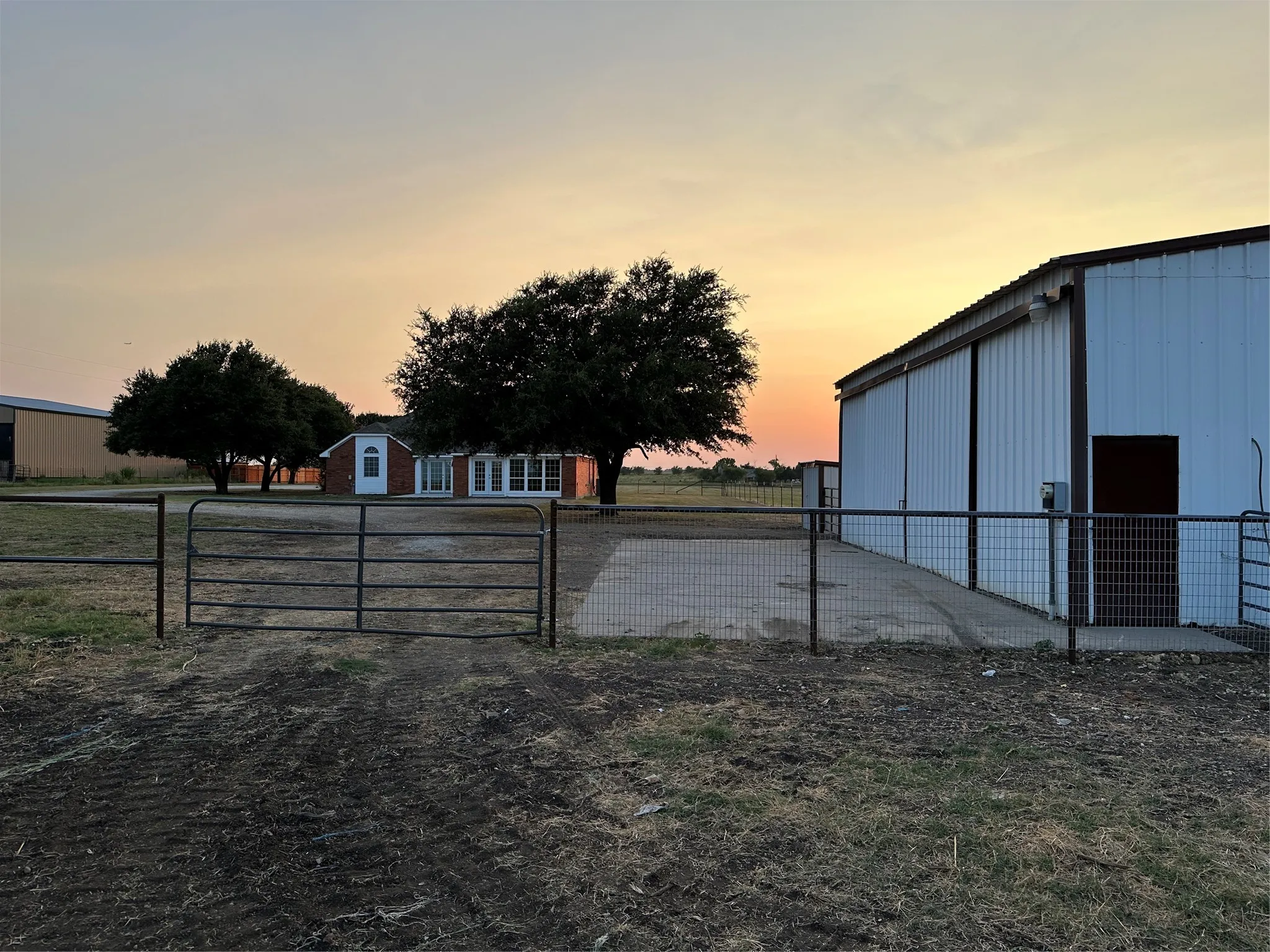 Ranch For Sale in Denton County , 1177 PLOVER, Ponder, Texas 76259, 0, 0, Garage spaces, 0 Sqft, built in 1997, mls#21400794, Real Estate Agent in Ponder, Homes For Sale in Denton county, Homes For Sale in Ponder, Realtor in Ponder Texas, Real Estate Brokerage Independent Realty Texas, Luminita Cordes Realtor