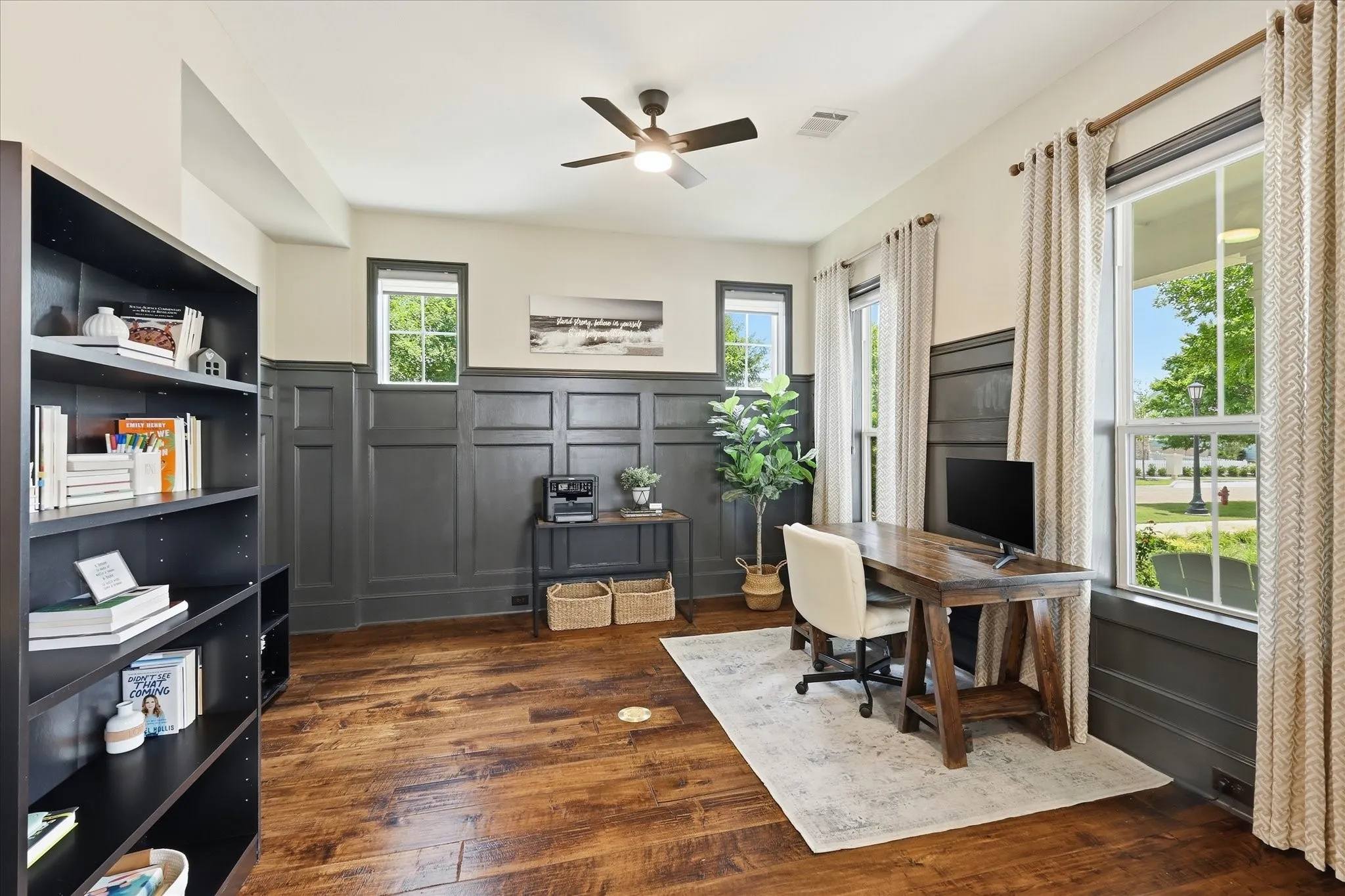 Single Family Residence For Sale in Tarrant County , 6000 Monterey Mews, North Richland Hills, Texas 76180, 5 Bedroom, 5 Bathroom, 2 Garage spaces, 3,663 Sqft, built in 2016, mls#21396291, Real Estate Agent in North Richland Hills, Homes For Sale in Tarrant county, Homes For Sale in North Richland Hills, Realtor in North Richland Hills Texas, Real Estate Brokerage Independent Realty Texas, Luminita Cordes Realtor