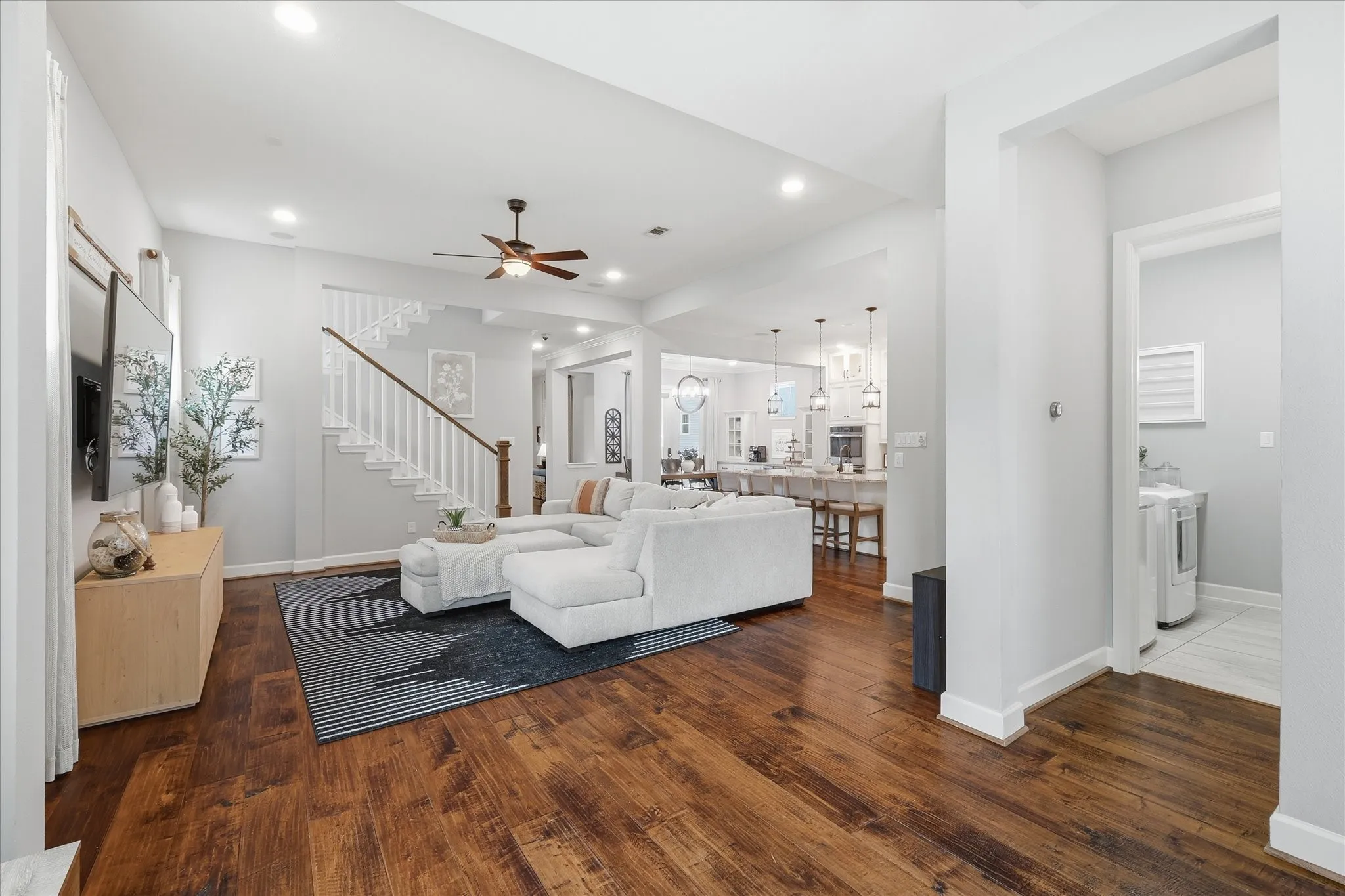 Single Family Residence For Sale in Tarrant County , 6000 Monterey Mews, North Richland Hills, Texas 76180, 5 Bedroom, 5 Bathroom, 2 Garage spaces, 3,663 Sqft, built in 2016, mls#21396291, Real Estate Agent in North Richland Hills, Homes For Sale in Tarrant county, Homes For Sale in North Richland Hills, Realtor in North Richland Hills Texas, Real Estate Brokerage Independent Realty Texas, Luminita Cordes Realtor