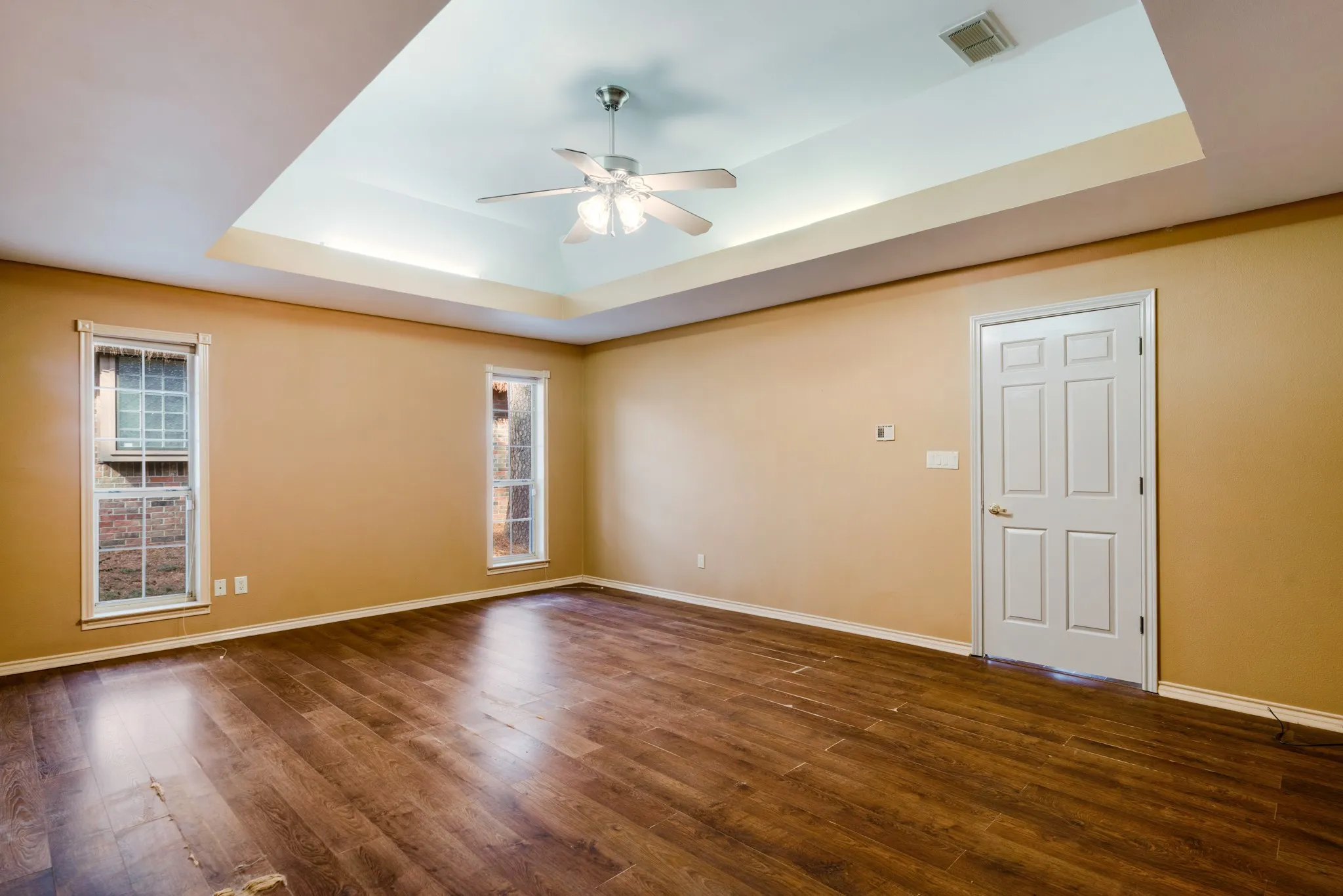 Single Family Residence For Sale in Lamar County , 449 Timber Brook Drive, Reno, Texas 75462, 4 Bedroom, 3 Bathroom, 2 Garage spaces, 2,864 Sqft, built in 1988, mls#21400277, Real Estate Agent in Reno, Homes For Sale in Lamar county, Homes For Sale in Reno, Realtor in Reno Texas, Real Estate Brokerage Independent Realty Texas, Luminita Cordes Realtor