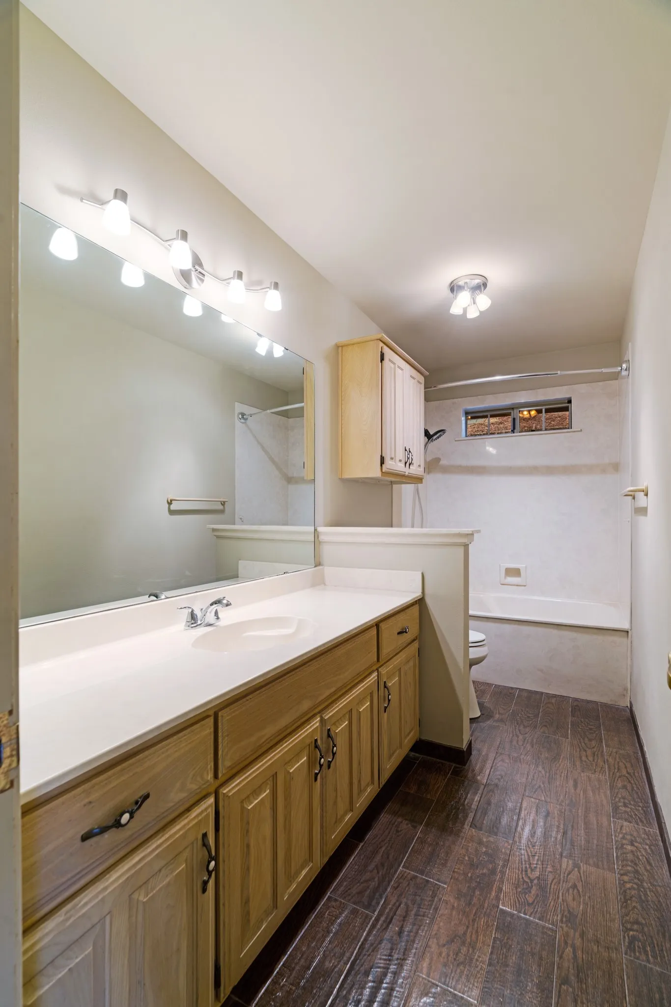 Single Family Residence For Sale in Lamar County , 449 Timber Brook Drive, Reno, Texas 75462, 4 Bedroom, 3 Bathroom, 2 Garage spaces, 2,864 Sqft, built in 1988, mls#21400277, Real Estate Agent in Reno, Homes For Sale in Lamar county, Homes For Sale in Reno, Realtor in Reno Texas, Real Estate Brokerage Independent Realty Texas, Luminita Cordes Realtor