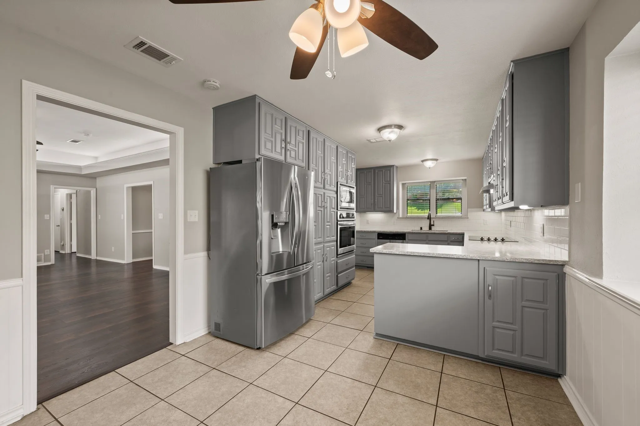 Single Family Residence For Rent in Dallas County , 1305 Tierra Calle, Carrollton, Texas 75006, 3 Bedroom, 2 Bathroom, 2 Garage spaces, 2,073 Sqft, built in 1977, mls#21400792, Real Estate Agent in Carrollton, Homes For Rent in Dallas county, Homes For Rent in Carrollton, Realtor in Carrollton Texas, Real Estate Brokerage Independent Realty Texas, Luminita Cordes Realtor