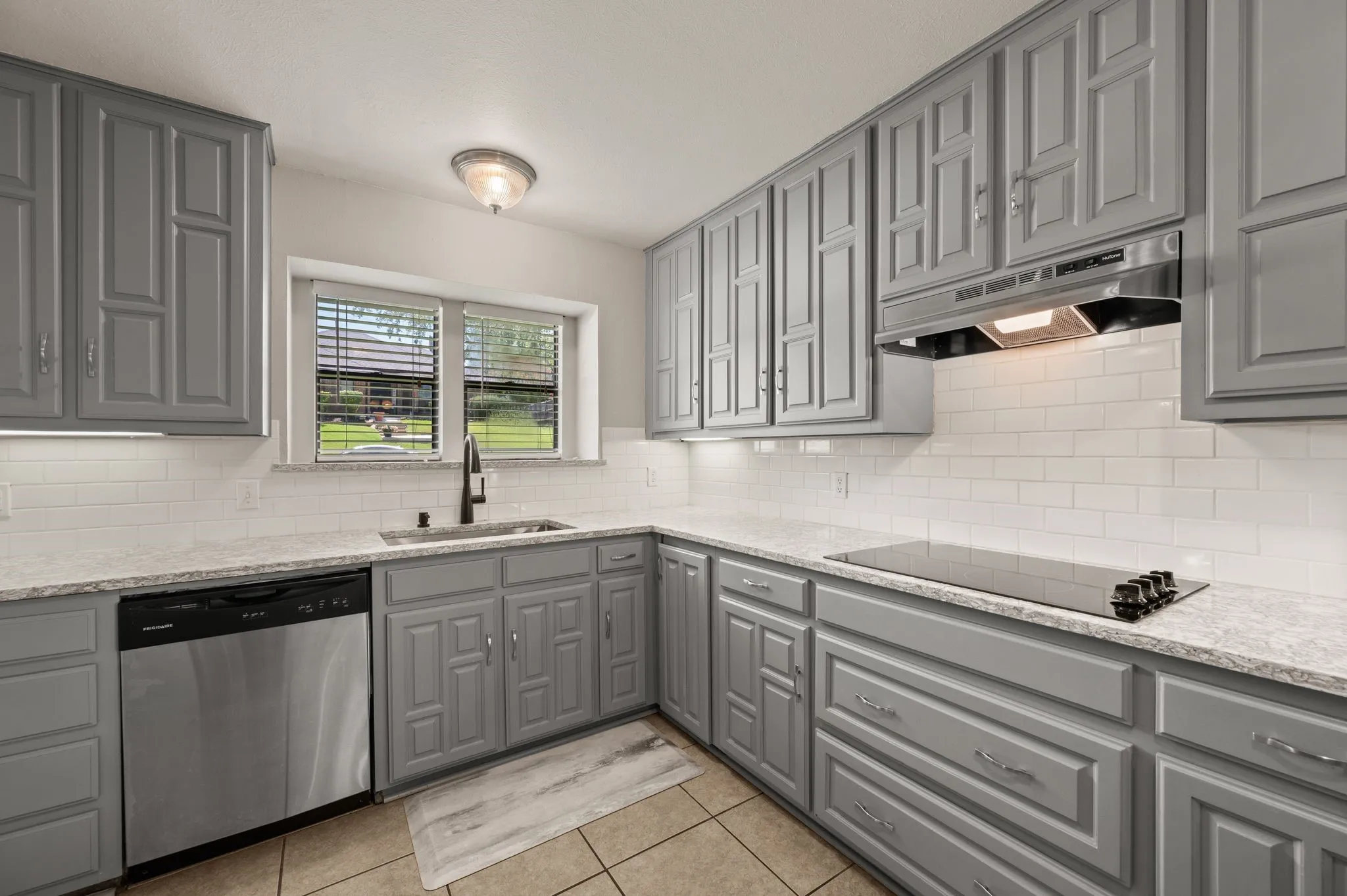 Single Family Residence For Rent in Dallas County , 1305 Tierra Calle, Carrollton, Texas 75006, 3 Bedroom, 2 Bathroom, 2 Garage spaces, 2,073 Sqft, built in 1977, mls#21400792, Real Estate Agent in Carrollton, Homes For Rent in Dallas county, Homes For Rent in Carrollton, Realtor in Carrollton Texas, Real Estate Brokerage Independent Realty Texas, Luminita Cordes Realtor