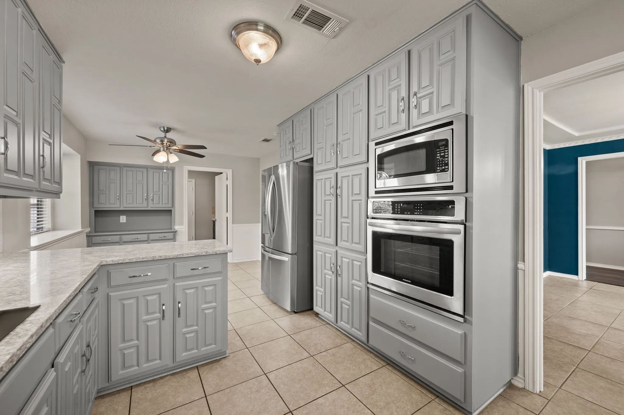 Single Family Residence For Rent in Dallas County , 1305 Tierra Calle, Carrollton, Texas 75006, 3 Bedroom, 2 Bathroom, 2 Garage spaces, 2,073 Sqft, built in 1977, mls#21400792, Real Estate Agent in Carrollton, Homes For Rent in Dallas county, Homes For Rent in Carrollton, Realtor in Carrollton Texas, Real Estate Brokerage Independent Realty Texas, Luminita Cordes Realtor