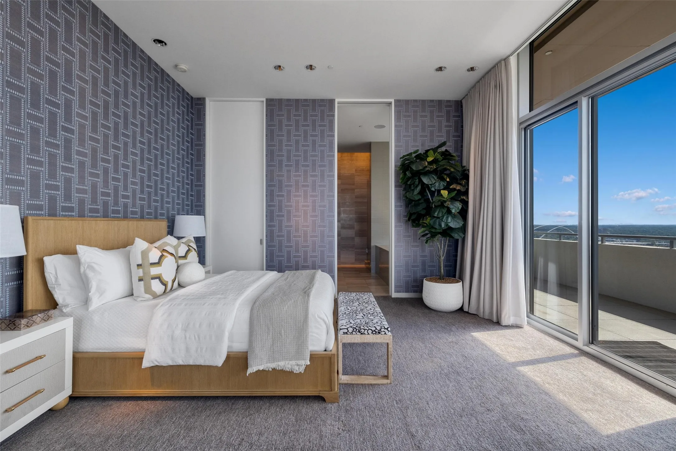 Condominium For Sale in Dallas County , 2200 Victory Avenue 2701, Dallas, Texas 75219, 3 Bedroom, 5 Bathroom, 2 Garage spaces, 4,857 Sqft, built in 2007, mls#21374778, Real Estate Agent in Dallas, Homes For Sale in Dallas county, Homes For Sale in Dallas, Realtor in Dallas Texas, Real Estate Brokerage Independent Realty Texas, Luminita Cordes Realtor