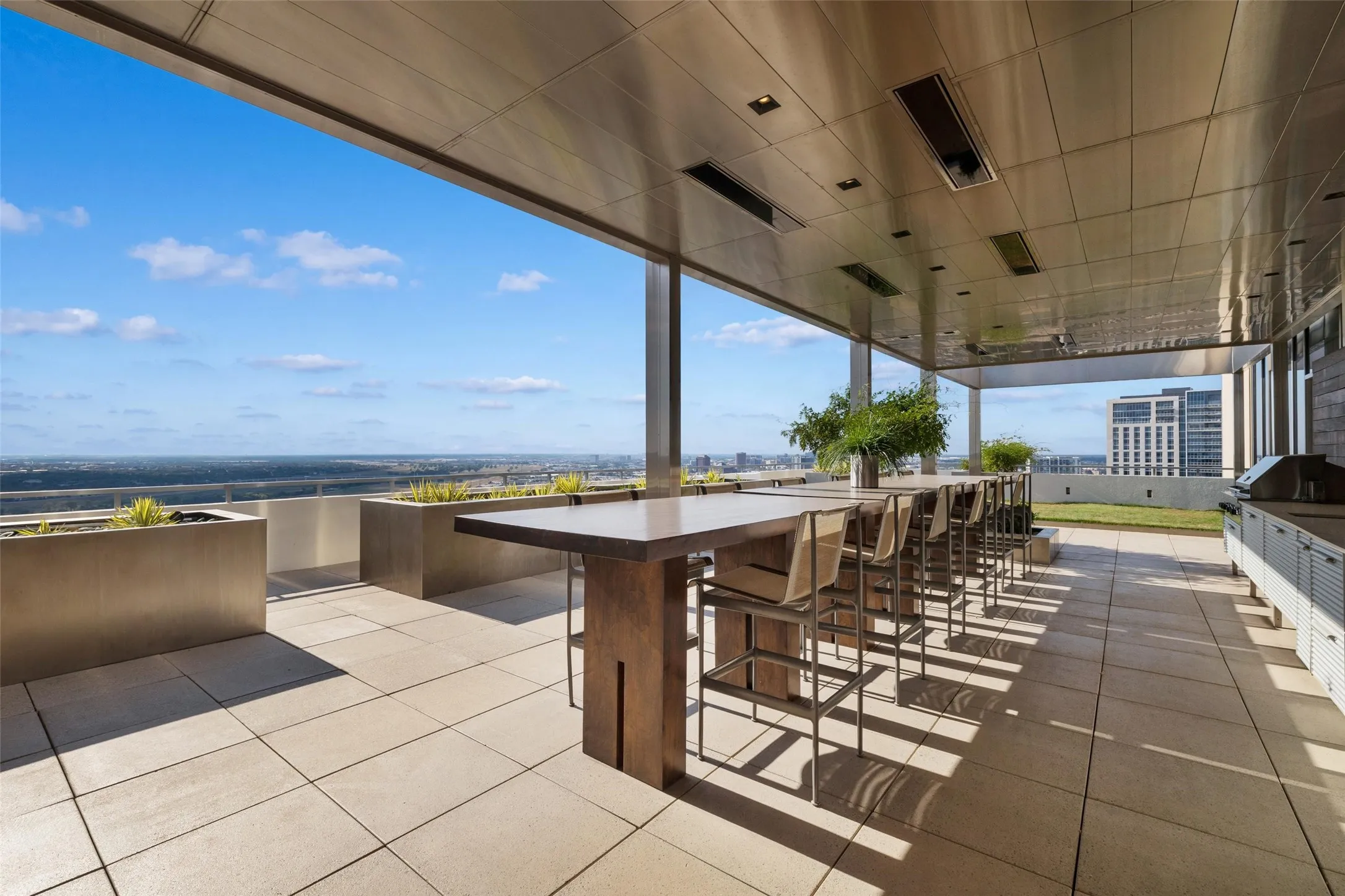 Condominium For Sale in Dallas County , 2200 Victory Avenue 2701, Dallas, Texas 75219, 3 Bedroom, 5 Bathroom, 2 Garage spaces, 4,857 Sqft, built in 2007, mls#21374778, Real Estate Agent in Dallas, Homes For Sale in Dallas county, Homes For Sale in Dallas, Realtor in Dallas Texas, Real Estate Brokerage Independent Realty Texas, Luminita Cordes Realtor
