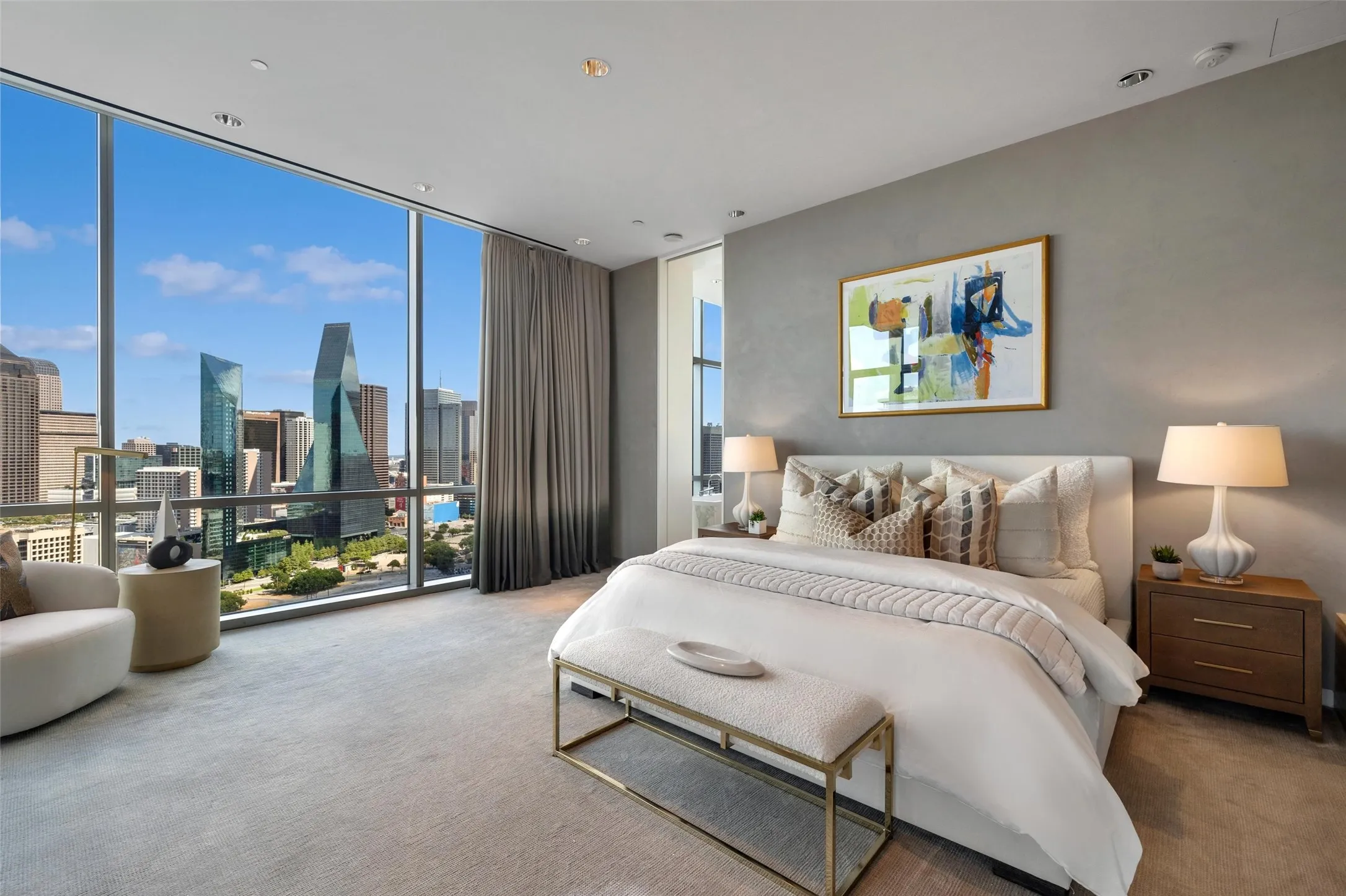 Condominium For Sale in Dallas County , 2200 Victory Avenue 2701, Dallas, Texas 75219, 3 Bedroom, 5 Bathroom, 2 Garage spaces, 4,857 Sqft, built in 2007, mls#21374778, Real Estate Agent in Dallas, Homes For Sale in Dallas county, Homes For Sale in Dallas, Realtor in Dallas Texas, Real Estate Brokerage Independent Realty Texas, Luminita Cordes Realtor