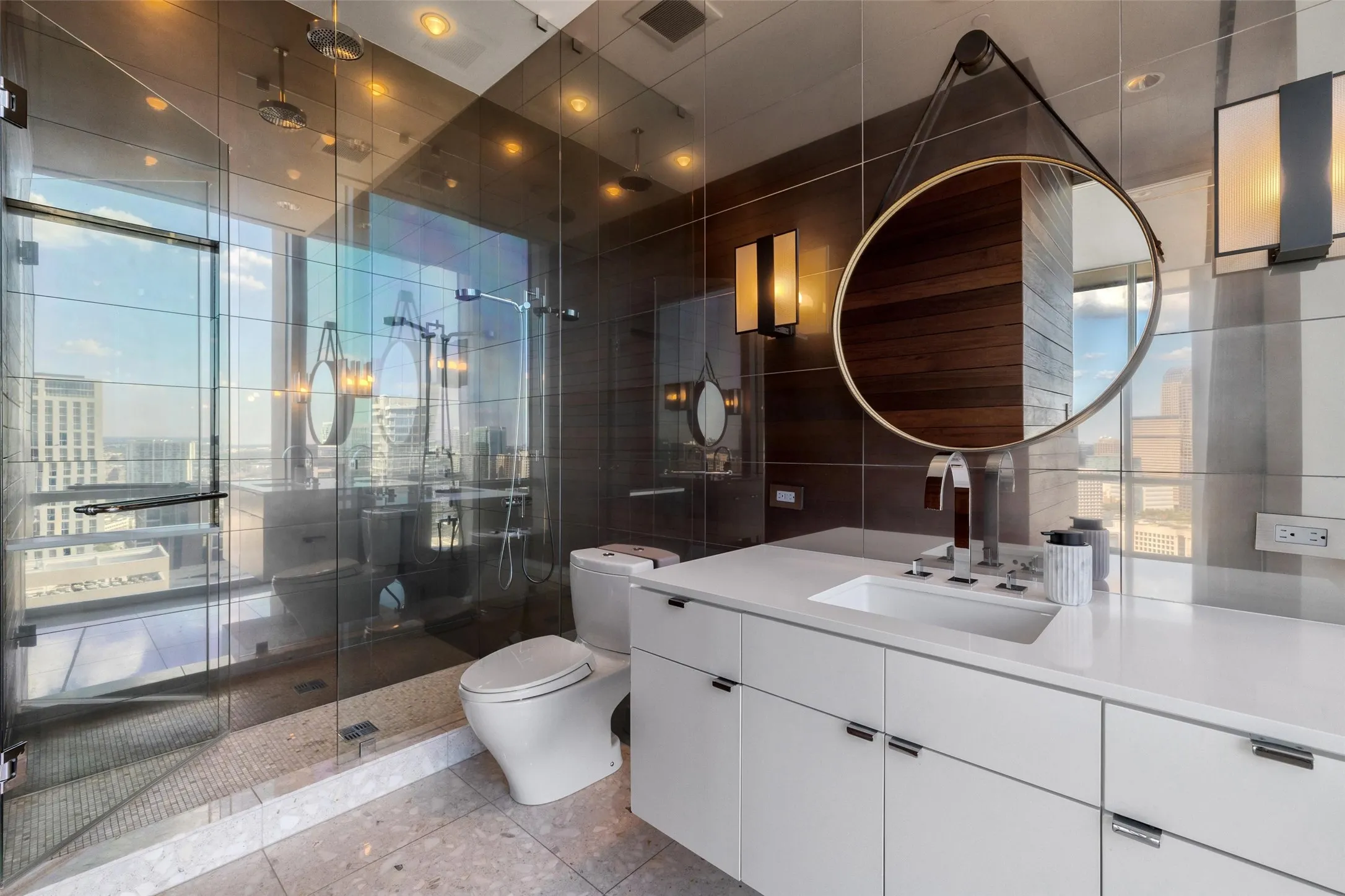 Condominium For Sale in Dallas County , 2200 Victory Avenue 2701, Dallas, Texas 75219, 3 Bedroom, 5 Bathroom, 2 Garage spaces, 4,857 Sqft, built in 2007, mls#21374778, Real Estate Agent in Dallas, Homes For Sale in Dallas county, Homes For Sale in Dallas, Realtor in Dallas Texas, Real Estate Brokerage Independent Realty Texas, Luminita Cordes Realtor
