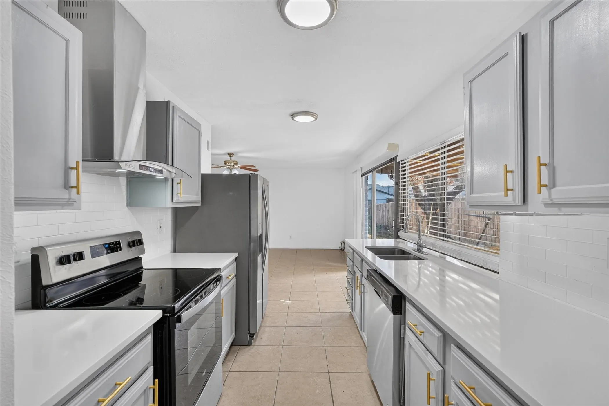 Kitchen with quartz countertops