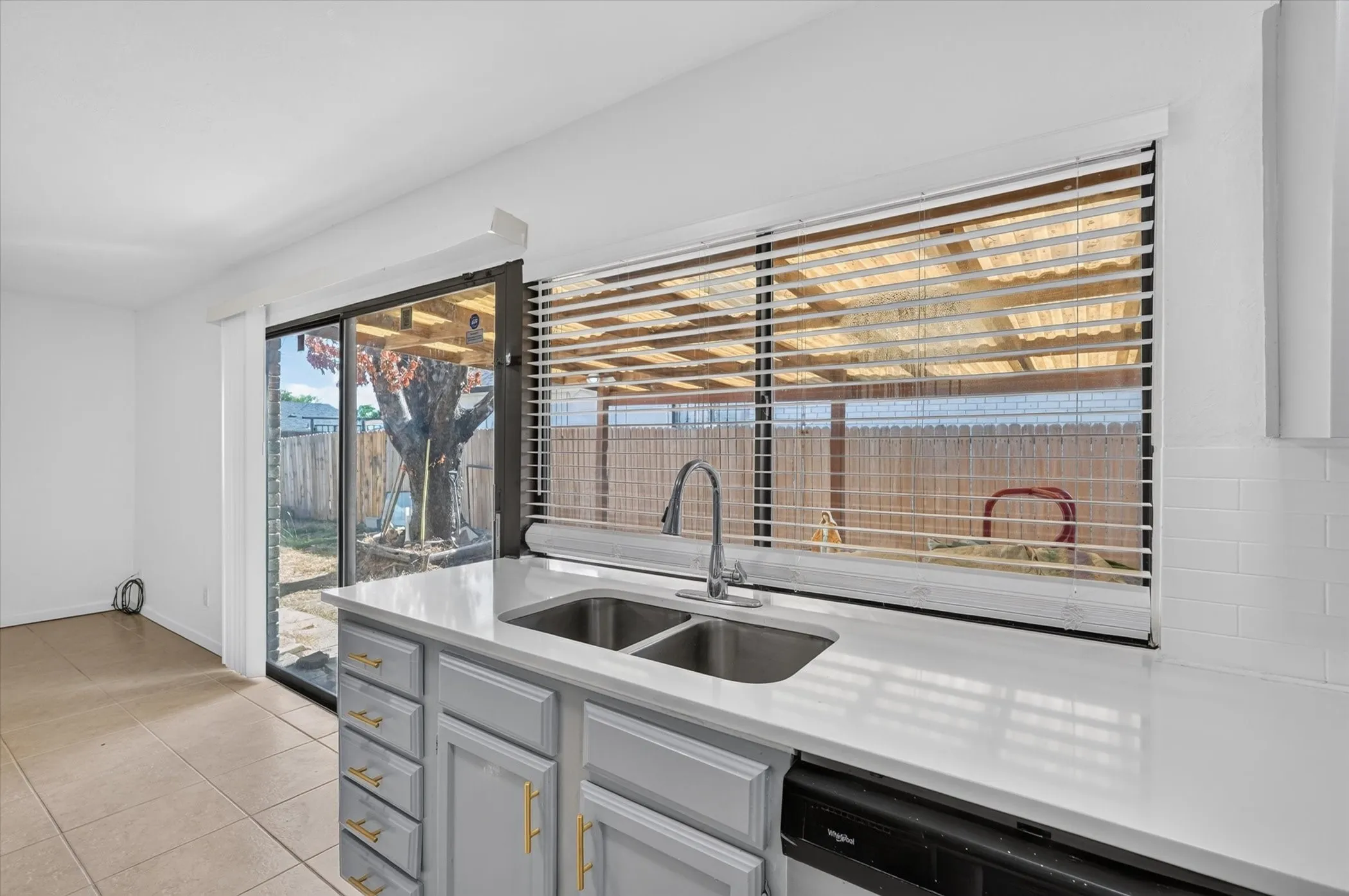 Kitchen and patio