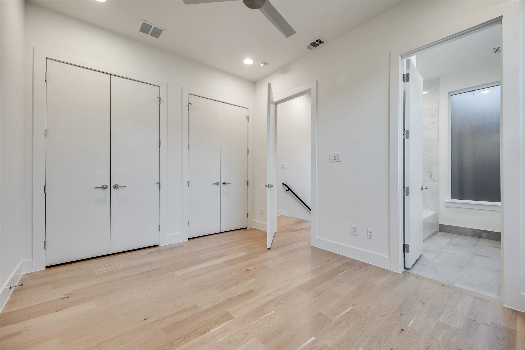 Single Family Residence For Sale in Dallas County , 5443 Ellsworth, Dallas, Texas 75206, 3 Bedroom, 4 Bathroom, 2 Garage spaces, 3,225 Sqft, built in 2025, mls#21400801, Real Estate Agent in Dallas, Homes For Sale in Dallas county, Homes For Sale in Dallas, Realtor in Dallas Texas, Real Estate Brokerage Independent Realty Texas, Luminita Cordes Realtor