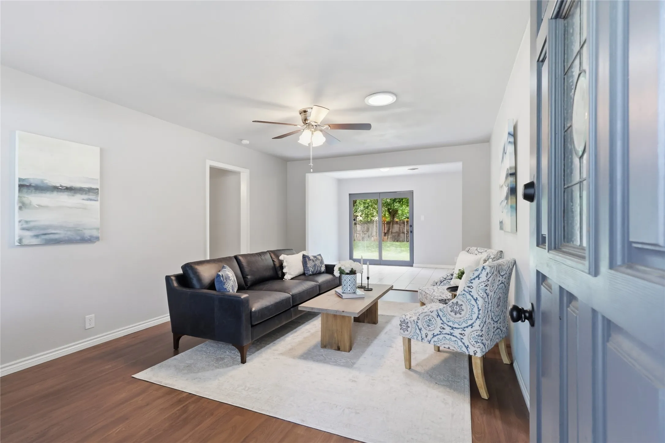 Single Family Residence For Sale in Tarrant County , 2114 Brookshire Street, Arlington, Texas 76010, 3 Bedroom, 2 Bathroom, 1 Garage spaces, 1,173 Sqft, built in 1959, mls#21400800, Real Estate Agent in Arlington, Homes For Sale in Tarrant county, Homes For Sale in Arlington, Realtor in Arlington Texas, Real Estate Brokerage Independent Realty Texas, Luminita Cordes Realtor