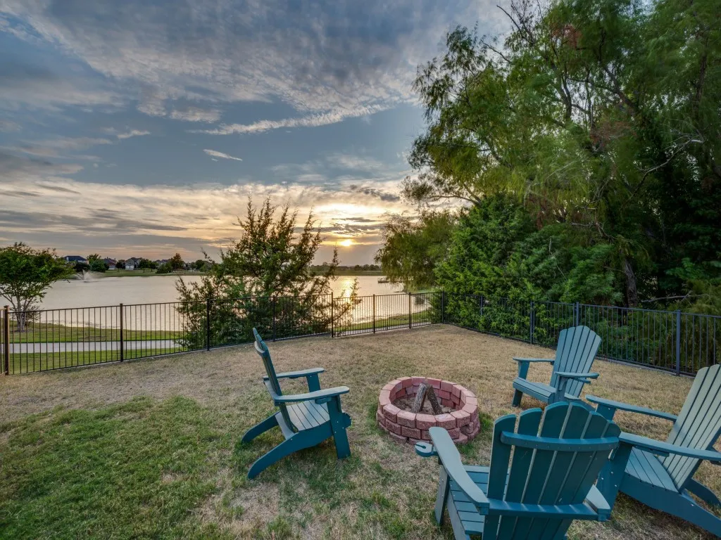 Single Family Residence For Sale in Collin County , 2603 Stallions Lane, Celina, Texas 75009, 5 Bedroom, 4 Bathroom, 3 Garage spaces, 3,873 Sqft, built in 2007, mls#21397443, Real Estate Agent in Celina, Homes For Sale in Collin county, Homes For Sale in Celina, Realtor in Celina Texas, Real Estate Brokerage Independent Realty Texas, Luminita Cordes Realtor