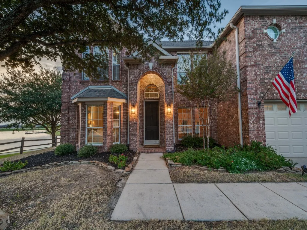Single Family Residence For Sale in Collin County , 2603 Stallions Lane, Celina, Texas 75009, 5 Bedroom, 4 Bathroom, 3 Garage spaces, 3,873 Sqft, built in 2007, mls#21397443, Real Estate Agent in Celina, Homes For Sale in Collin county, Homes For Sale in Celina, Realtor in Celina Texas, Real Estate Brokerage Independent Realty Texas, Luminita Cordes Realtor