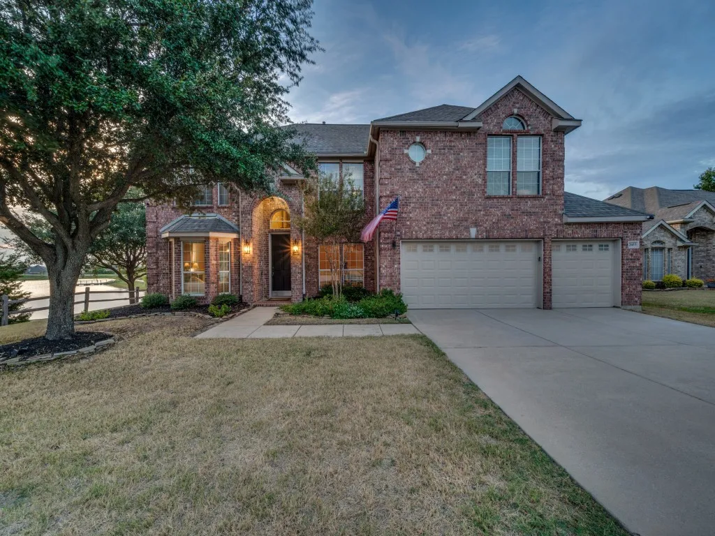 Single Family Residence For Sale in Collin County , 2603 Stallions Lane, Celina, Texas 75009, 5 Bedroom, 4 Bathroom, 3 Garage spaces, 3,873 Sqft, built in 2007, mls#21397443, Real Estate Agent in Celina, Homes For Sale in Collin county, Homes For Sale in Celina, Realtor in Celina Texas, Real Estate Brokerage Independent Realty Texas, Luminita Cordes Realtor