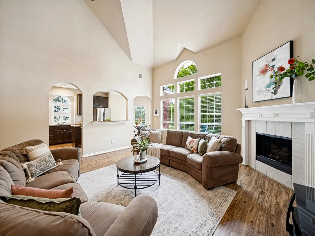 Single Family Residence For Sale in Collin County , 2603 Stallions Lane, Celina, Texas 75009, 5 Bedroom, 4 Bathroom, 3 Garage spaces, 3,873 Sqft, built in 2007, mls#21397443, Real Estate Agent in Celina, Homes For Sale in Collin county, Homes For Sale in Celina, Realtor in Celina Texas, Real Estate Brokerage Independent Realty Texas, Luminita Cordes Realtor
