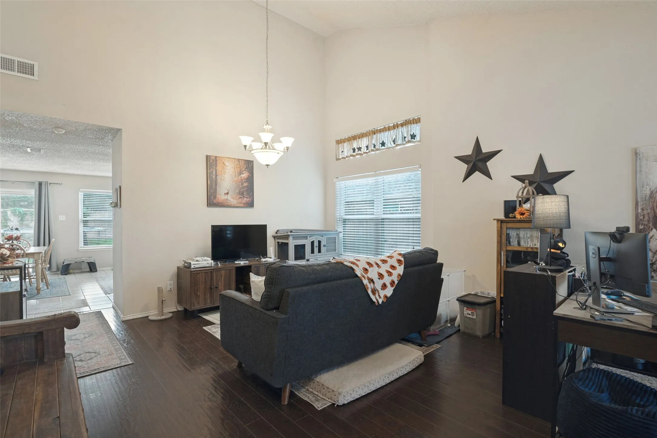 Single Family Residence For Sale in Collin County , 7321 Vista Ridge Lane, Sachse, Texas 75048, 4 Bedroom, 3 Bathroom, 2 Garage spaces, 2,107 Sqft, built in 1999, mls#21400814, Real Estate Agent in Sachse, Homes For Sale in Collin county, Homes For Sale in Sachse, Realtor in Sachse Texas, Real Estate Brokerage Independent Realty Texas, Luminita Cordes Realtor