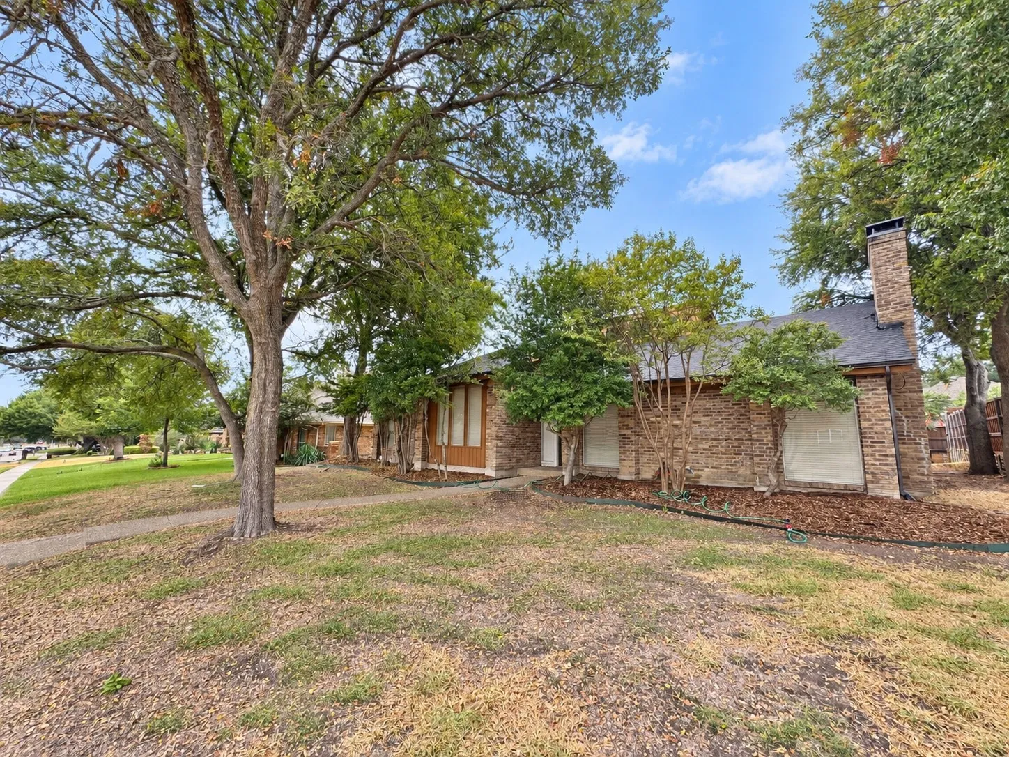 Single Family Residence For Rent in Collin County , 3620 Teakwood Lane, Plano, Texas 75075, 4 Bedroom, 3 Bathroom, 2 Garage spaces, 2,699 Sqft, built in 1980, mls#21398564, Real Estate Agent in Plano, Homes For Rent in Collin county, Homes For Rent in Plano, Realtor in Plano Texas, Real Estate Brokerage Independent Realty Texas, Luminita Cordes Realtor