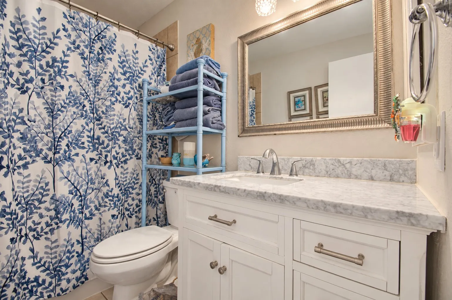 Single Family Residence For Sale in Dallas County , 1733 Wheatfield Drive, Mesquite, Texas 75149, 3 Bedroom, 2 Bathroom, 2 Garage spaces, 1,397 Sqft, built in 1985, mls#21399369, Real Estate Agent in Mesquite, Homes For Sale in Dallas county, Homes For Sale in Mesquite, Realtor in Mesquite Texas, Real Estate Brokerage Independent Realty Texas, Luminita Cordes Realtor