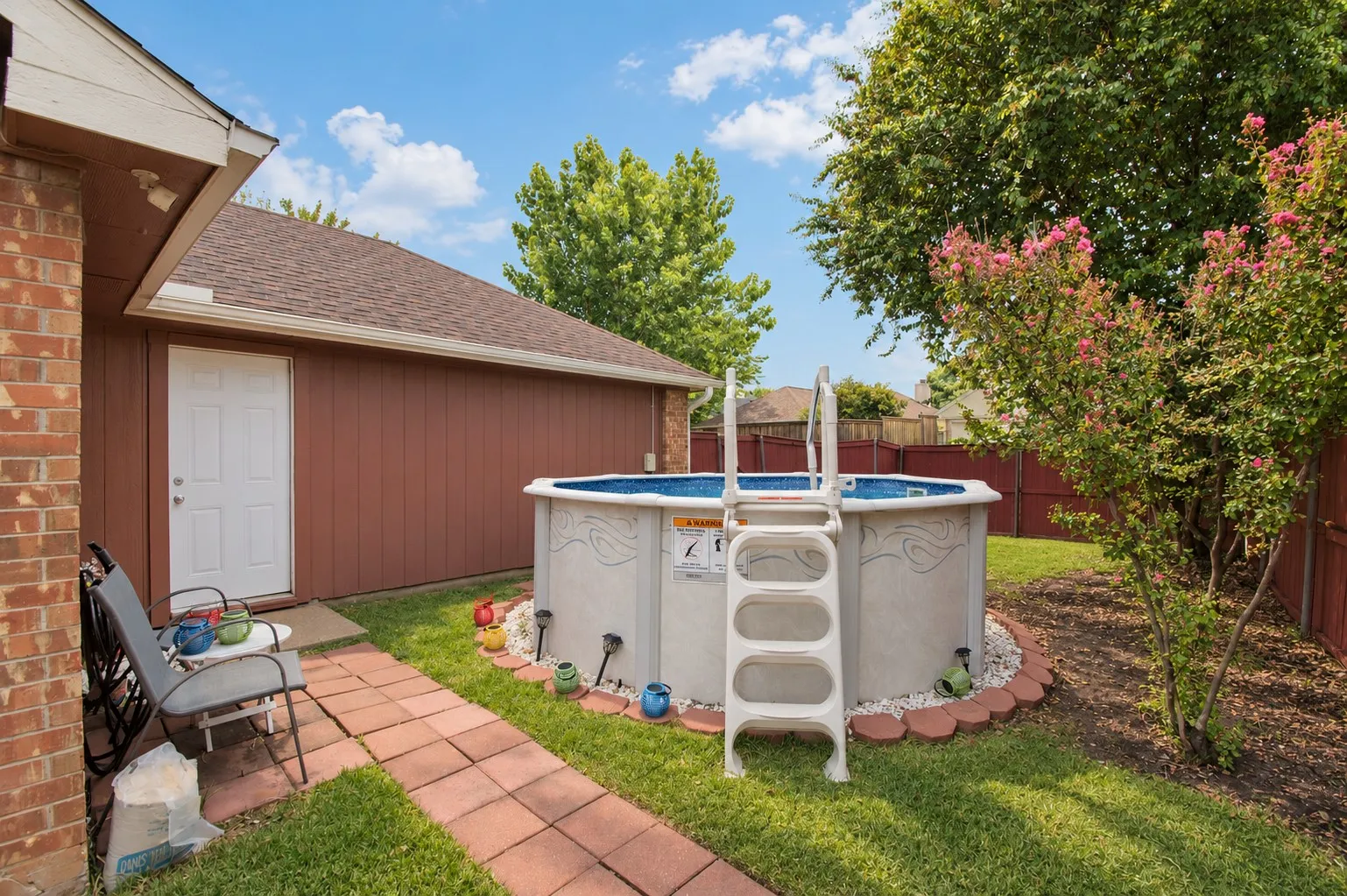 Single Family Residence For Sale in Dallas County , 1733 Wheatfield Drive, Mesquite, Texas 75149, 3 Bedroom, 2 Bathroom, 2 Garage spaces, 1,397 Sqft, built in 1985, mls#21399369, Real Estate Agent in Mesquite, Homes For Sale in Dallas county, Homes For Sale in Mesquite, Realtor in Mesquite Texas, Real Estate Brokerage Independent Realty Texas, Luminita Cordes Realtor