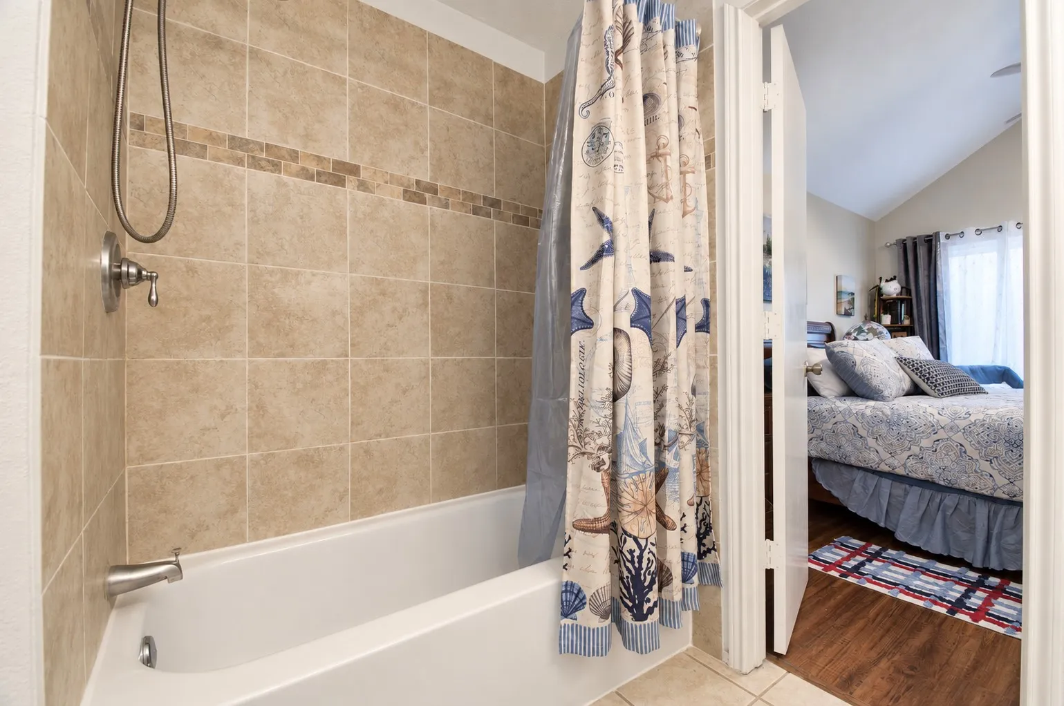 Single Family Residence For Sale in Dallas County , 1733 Wheatfield Drive, Mesquite, Texas 75149, 3 Bedroom, 2 Bathroom, 2 Garage spaces, 1,397 Sqft, built in 1985, mls#21399369, Real Estate Agent in Mesquite, Homes For Sale in Dallas county, Homes For Sale in Mesquite, Realtor in Mesquite Texas, Real Estate Brokerage Independent Realty Texas, Luminita Cordes Realtor