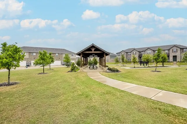 Townhouse For Rent in Dallas County , 2728 Baneberry Lane, Mesquite, Texas 75150, 3 Bedroom, 3 Bathroom, 2 Garage spaces, 1,484 Sqft, built in 2021, mls#21397948, Real Estate Agent in Mesquite, Homes For Rent in Dallas county, Homes For Rent in Mesquite, Realtor in Mesquite Texas, Real Estate Brokerage Independent Realty Texas, Luminita Cordes Realtor